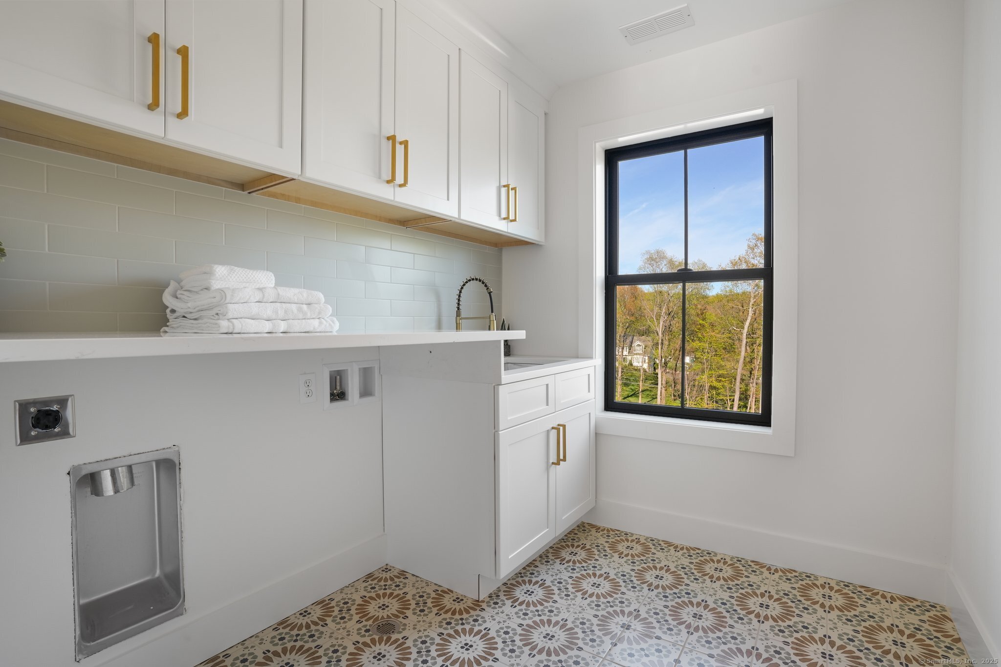 3 Shortwoods, New Fairfield, Connecticut 06812