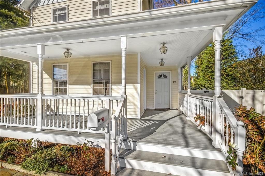 60 East, New Canaan, Connecticut 06840