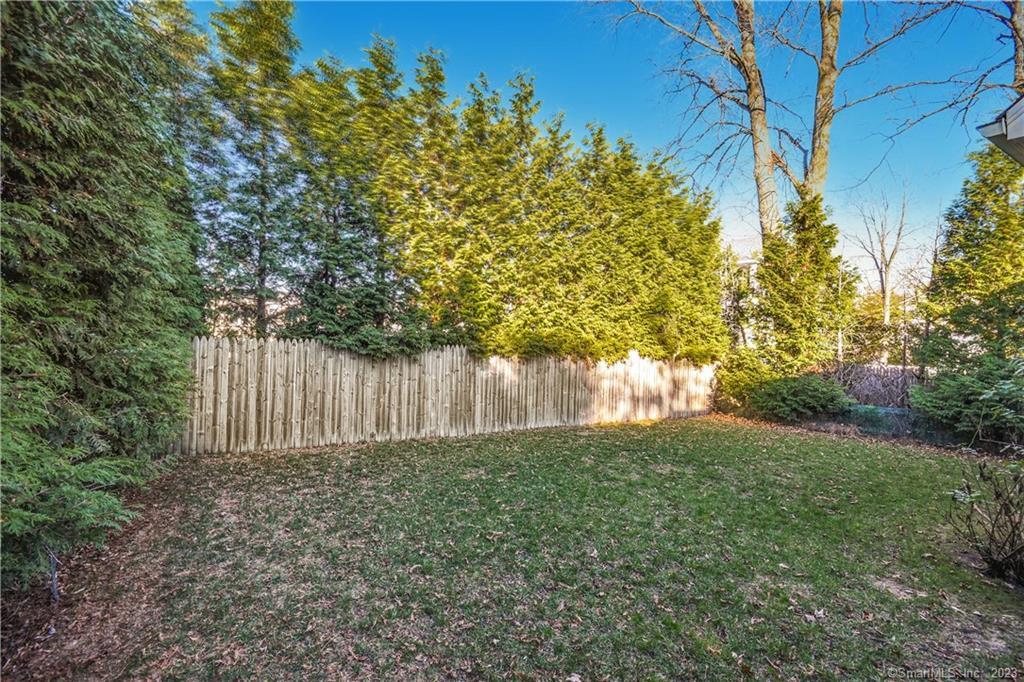 60 East, New Canaan, Connecticut 06840