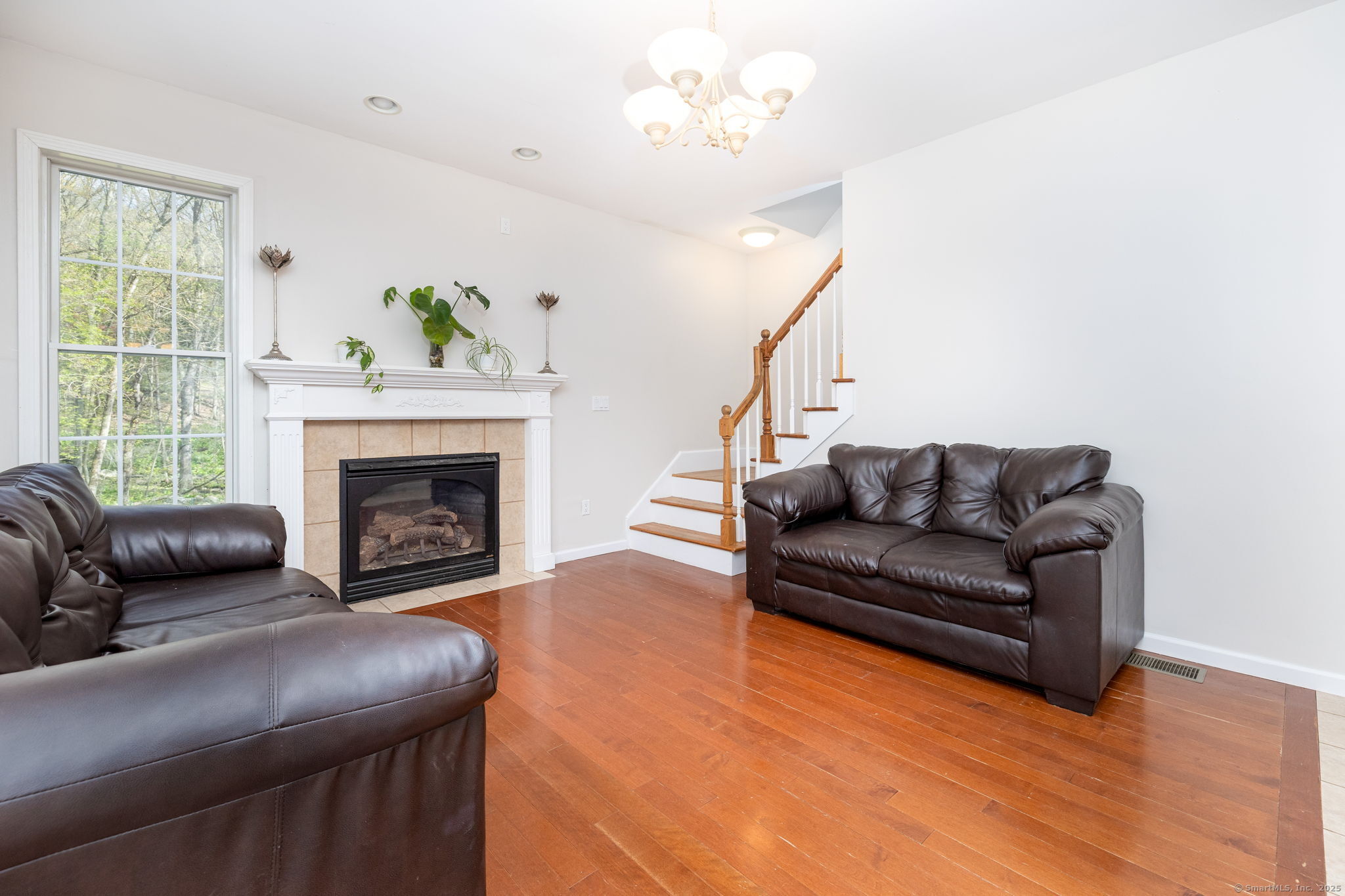 41 Todd Hollow, Plymouth, Connecticut 06782