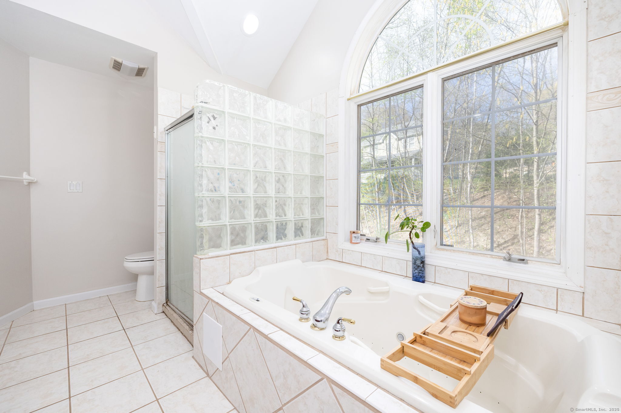 41 Todd Hollow, Plymouth, Connecticut 06782