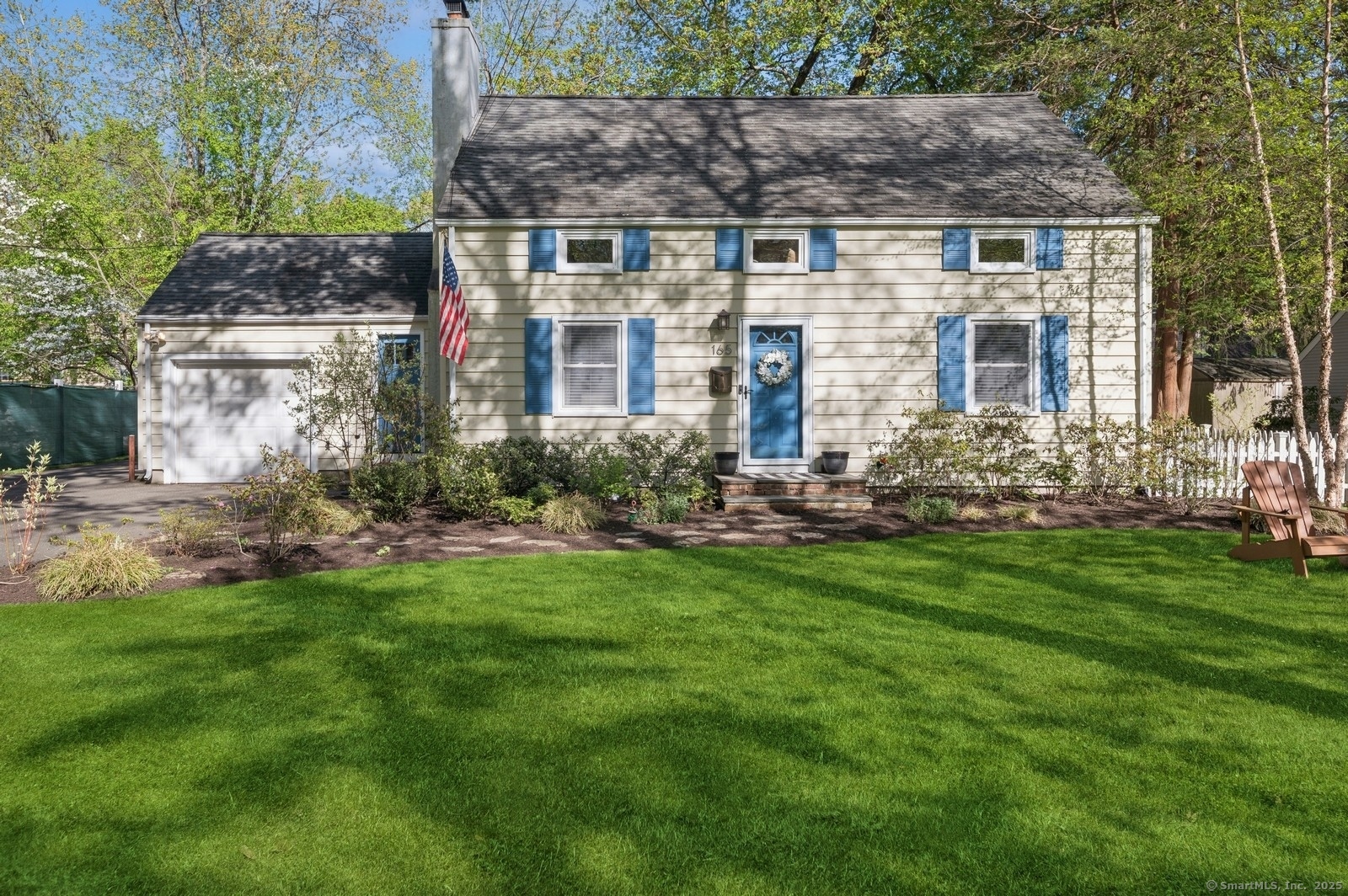 165 Woodbury, Stamford, Connecticut 06907