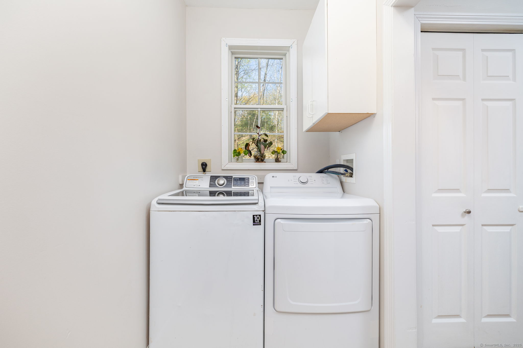 41 Todd Hollow, Plymouth, Connecticut 06782