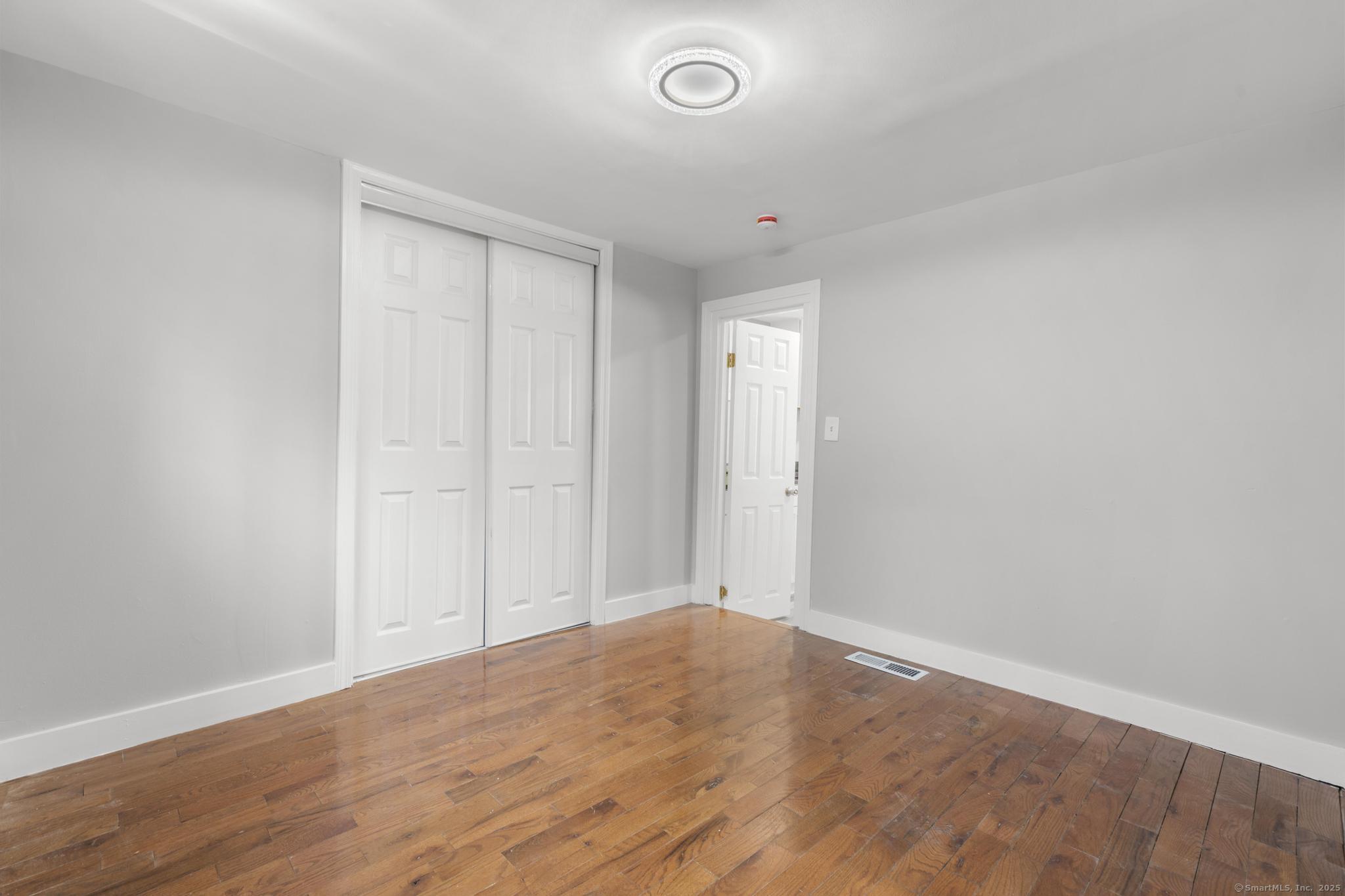 52 Short Beach, East Haven, Connecticut 06512