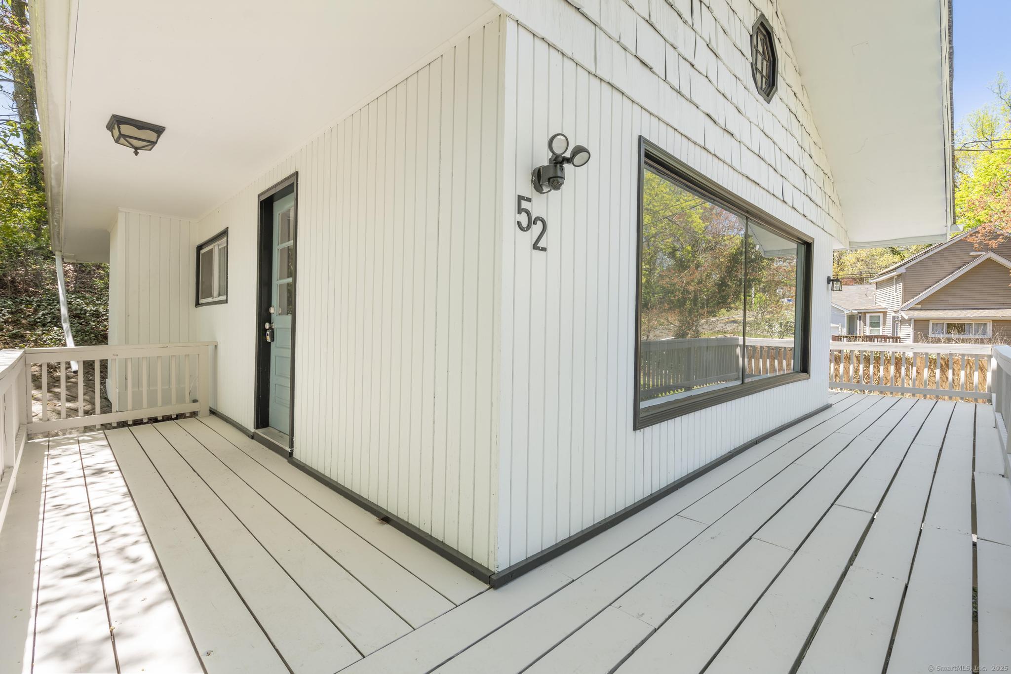52 Short Beach, East Haven, Connecticut 06512