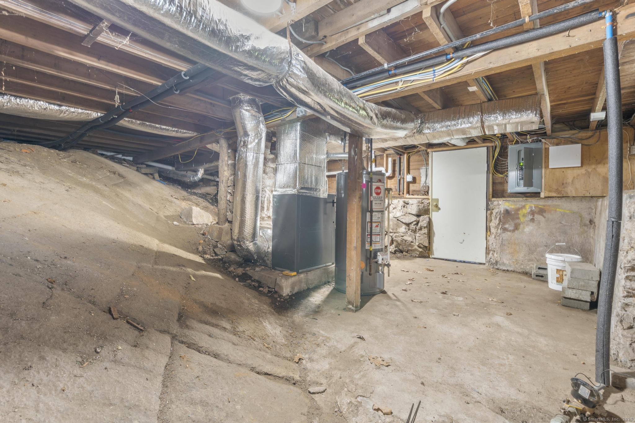 52 Short Beach, East Haven, Connecticut 06512