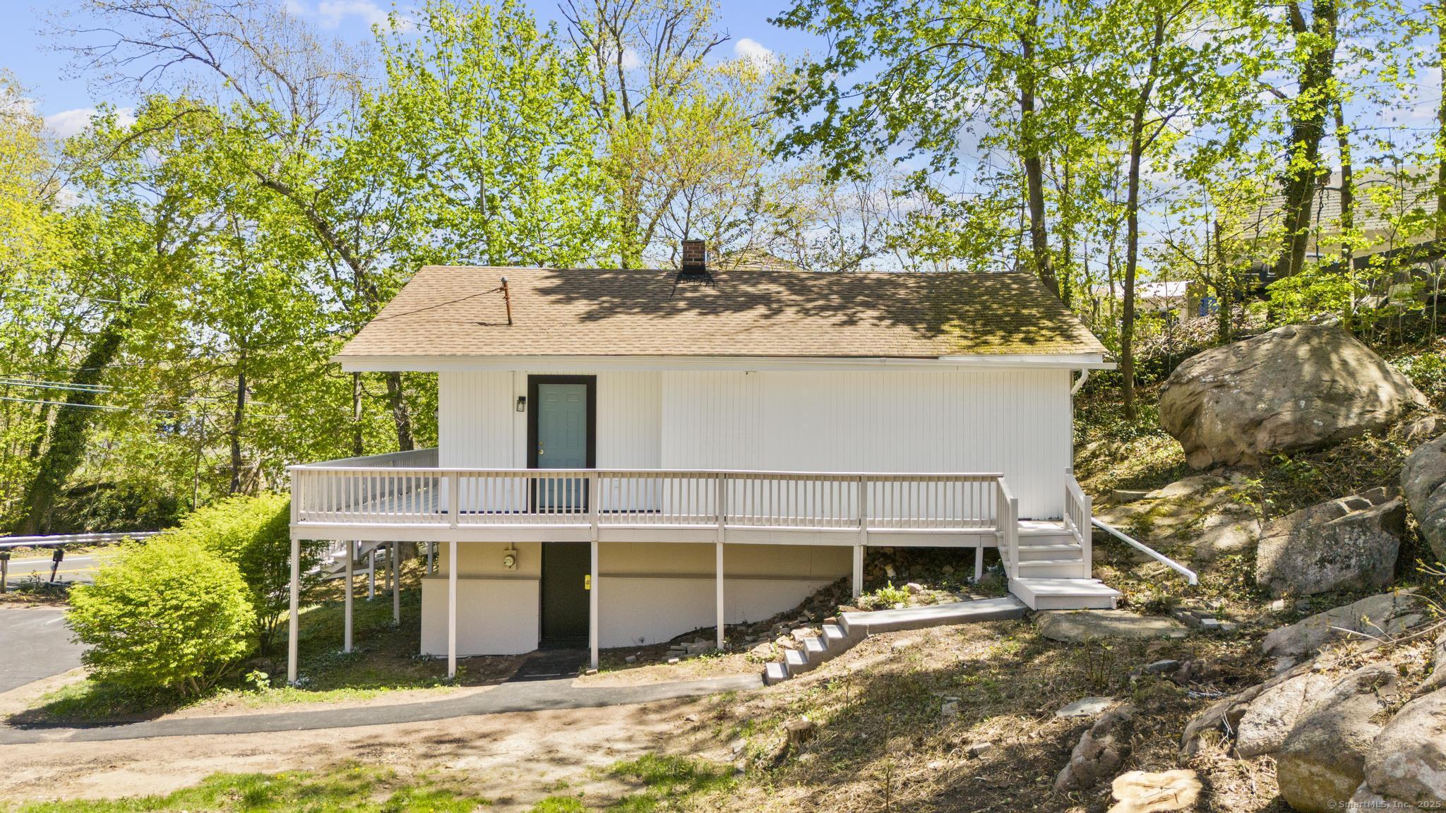 52 Short Beach, East Haven, Connecticut 06512