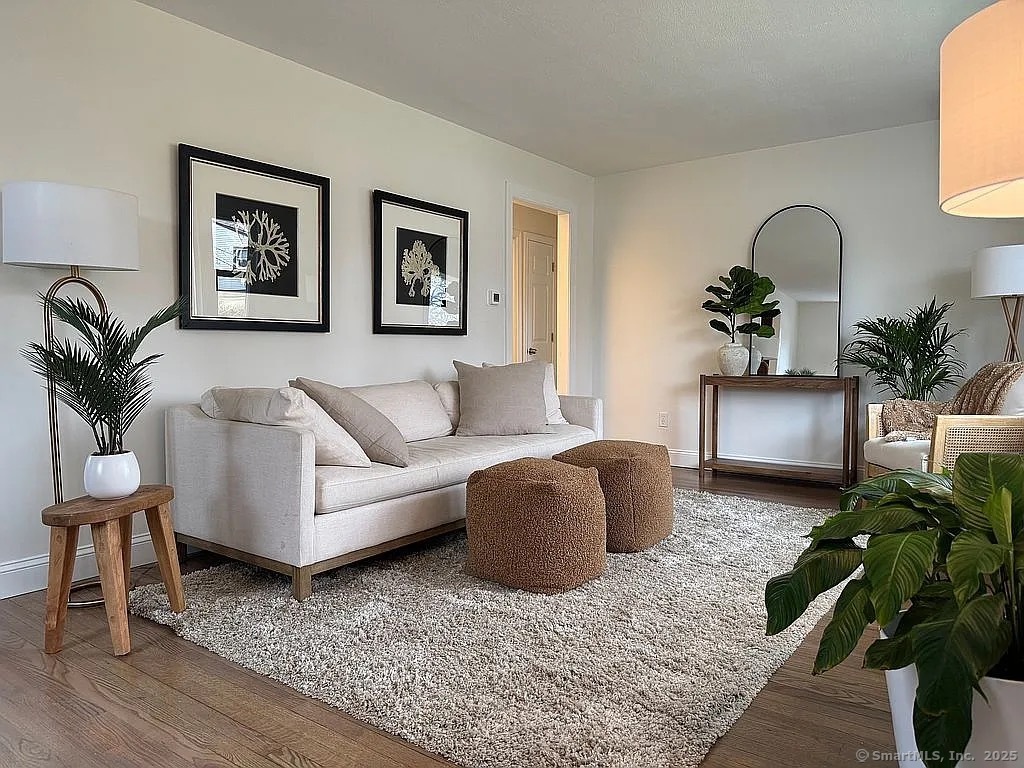 57 Maccormack, Wolcott, Connecticut 06716