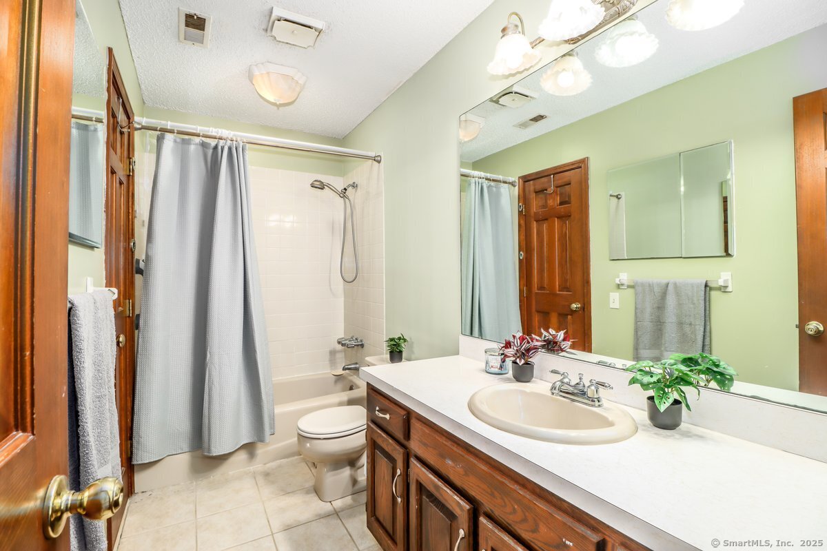 55 Mill Plain, Danbury, Connecticut 06811