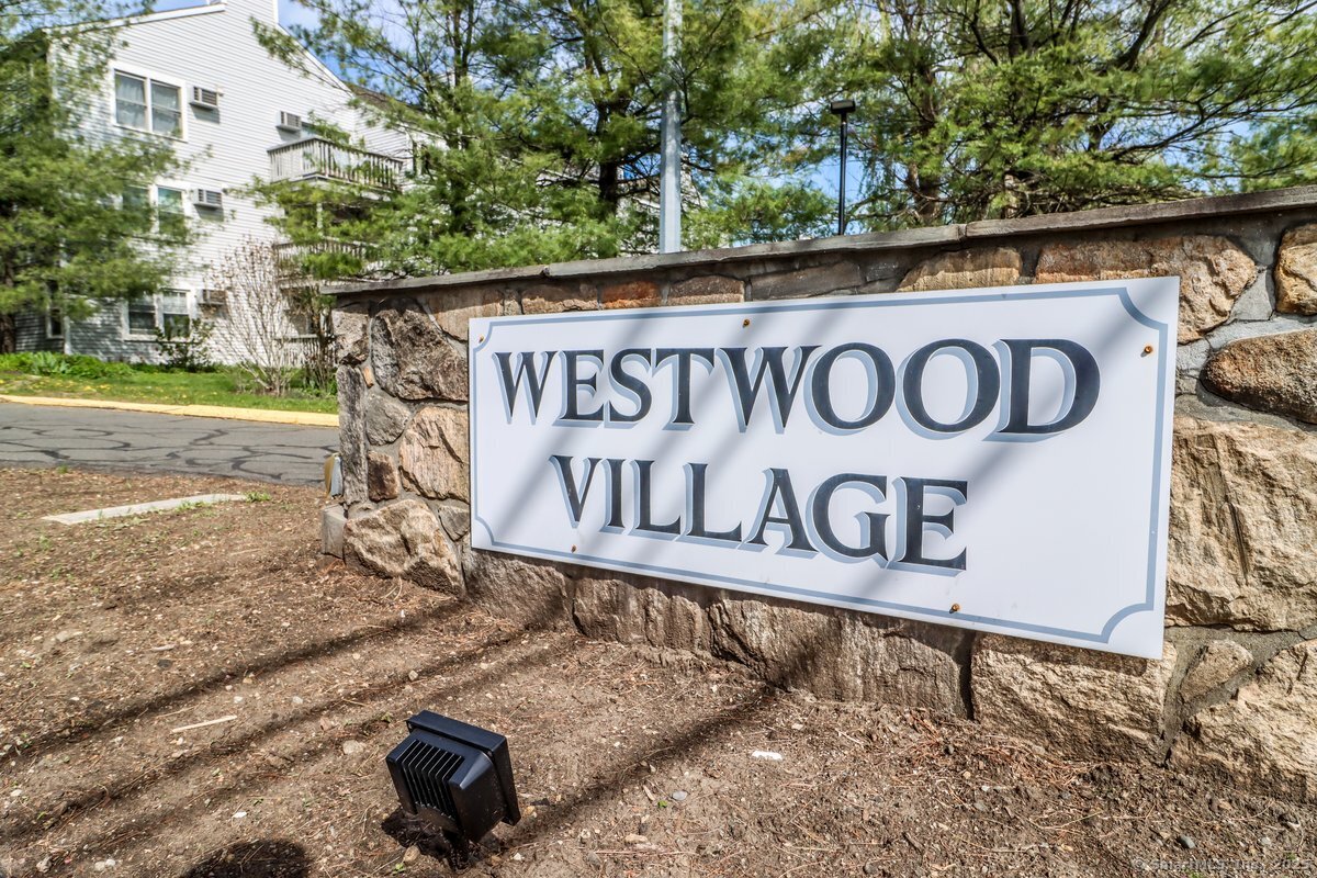 55 Mill Plain, Danbury, Connecticut 06811