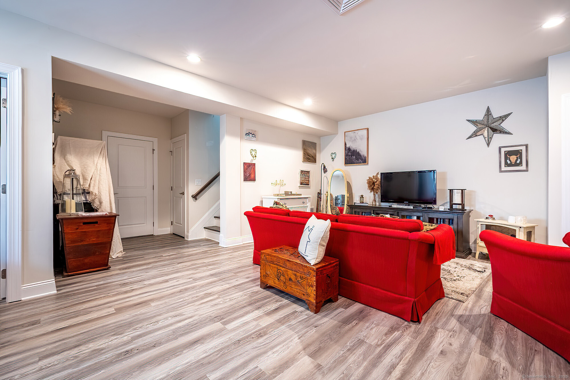 20 Hunting Ridge, Bethel, Connecticut 06801