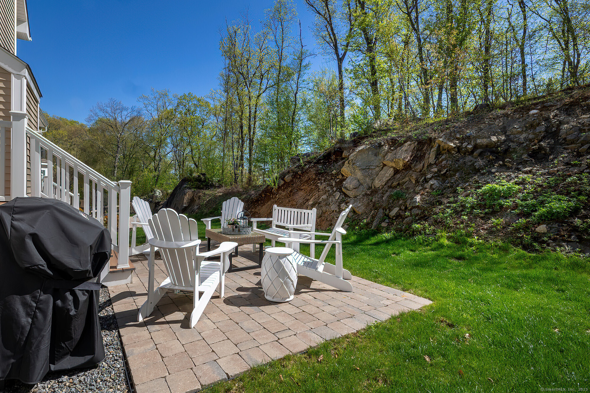 20 Hunting Ridge, Bethel, Connecticut 06801