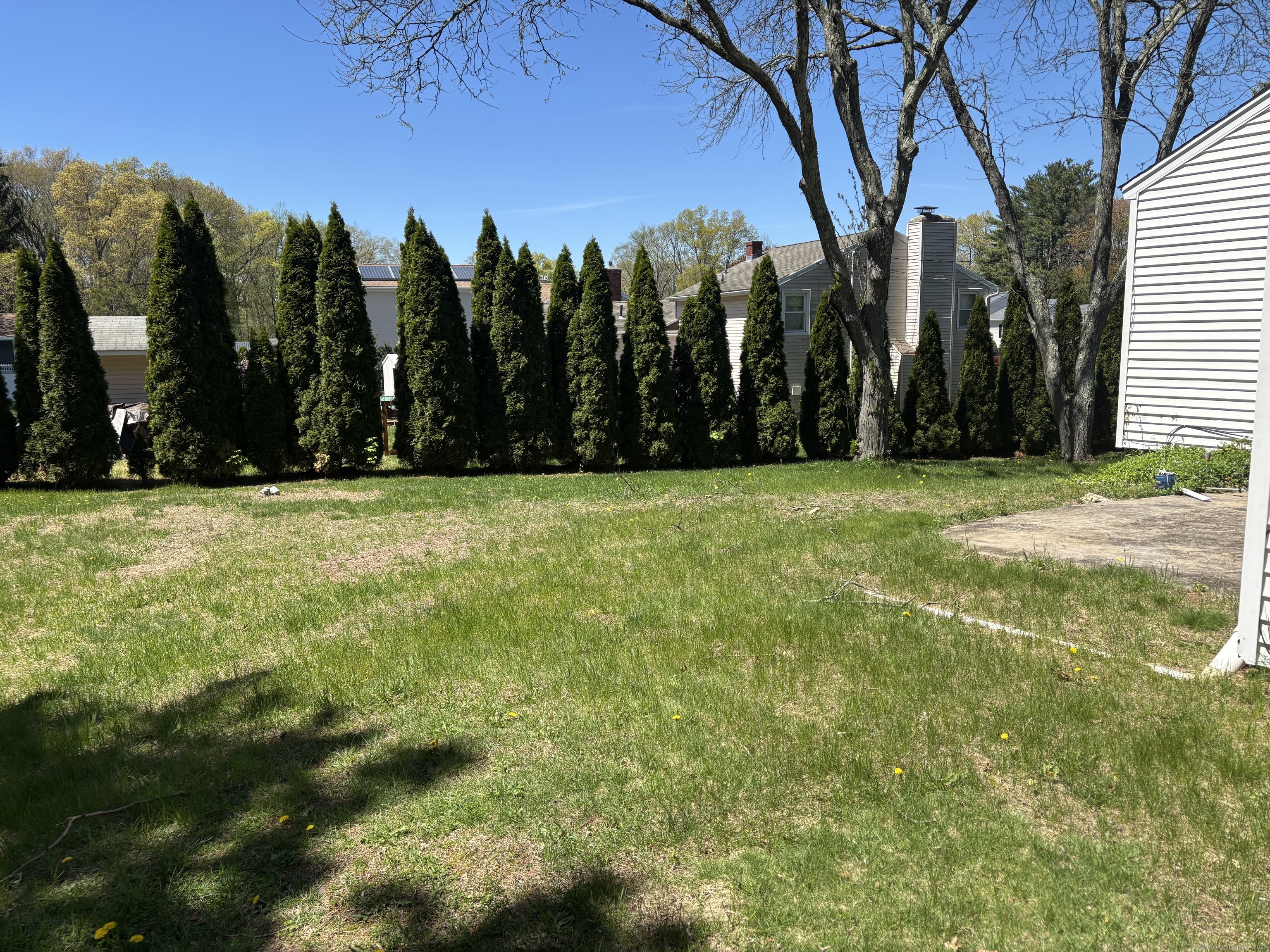 69 Bassett, North Haven, Connecticut 06473