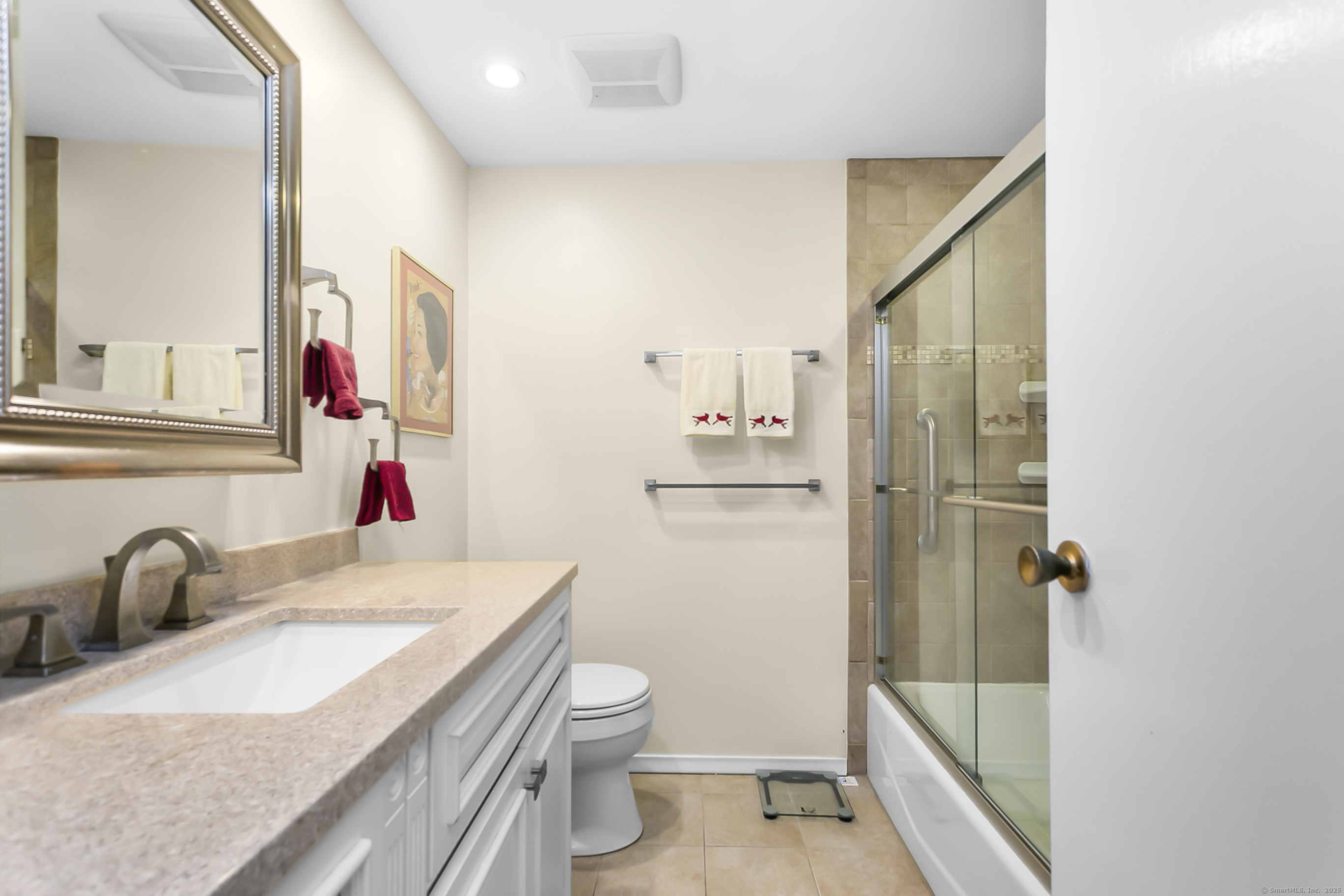 193 Knapps, Fairfield, Connecticut 06825