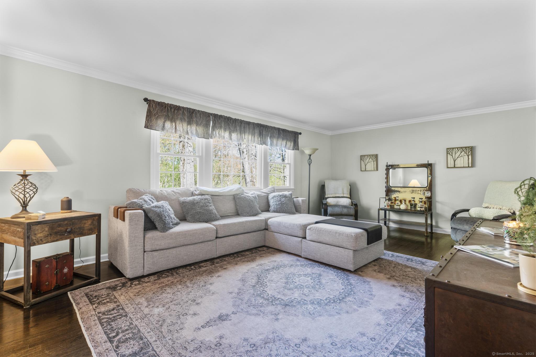 16 Black Twig, Stamford, Connecticut 06903