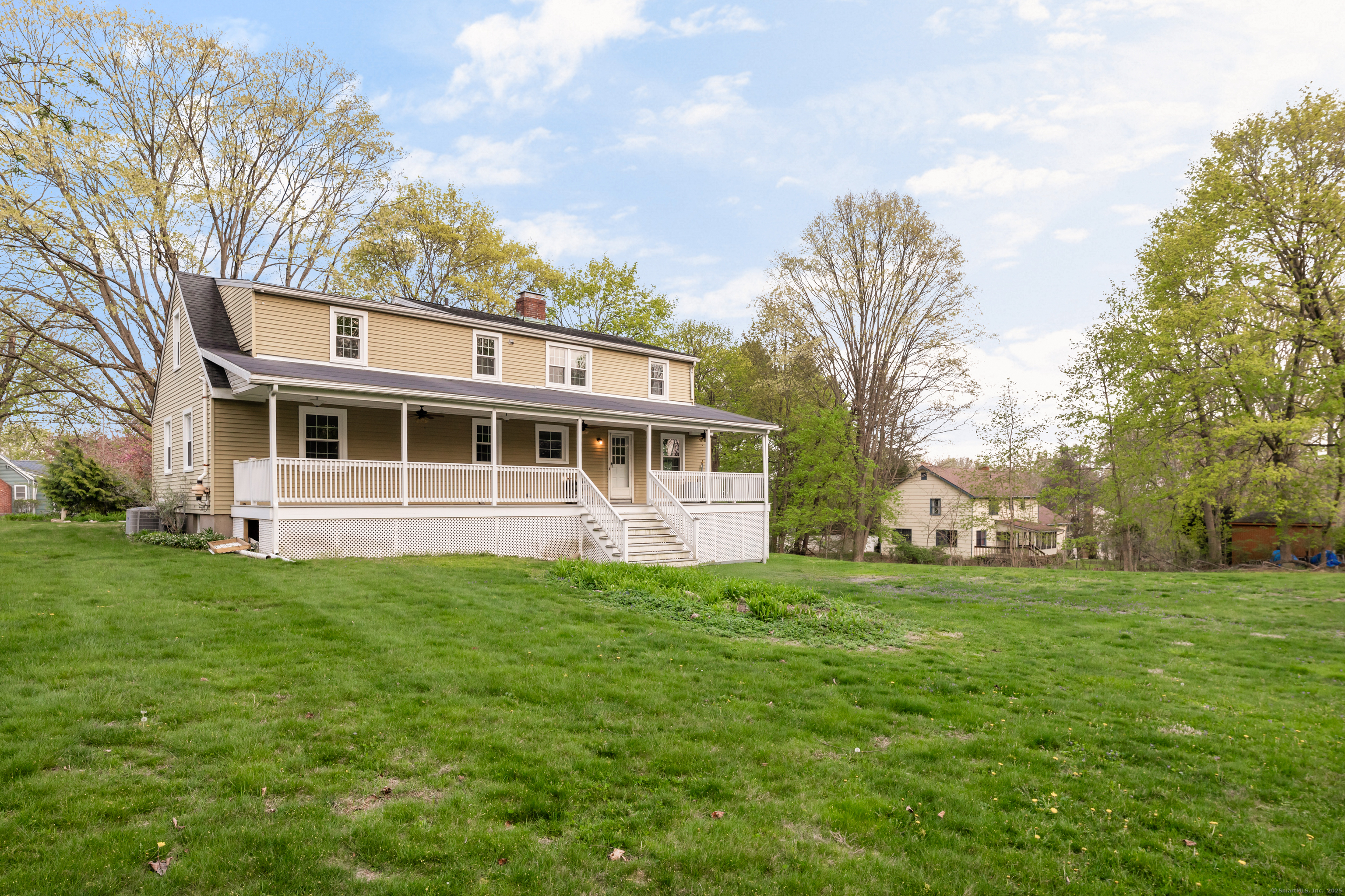 123 Hilltop, Trumbull, Connecticut 06611