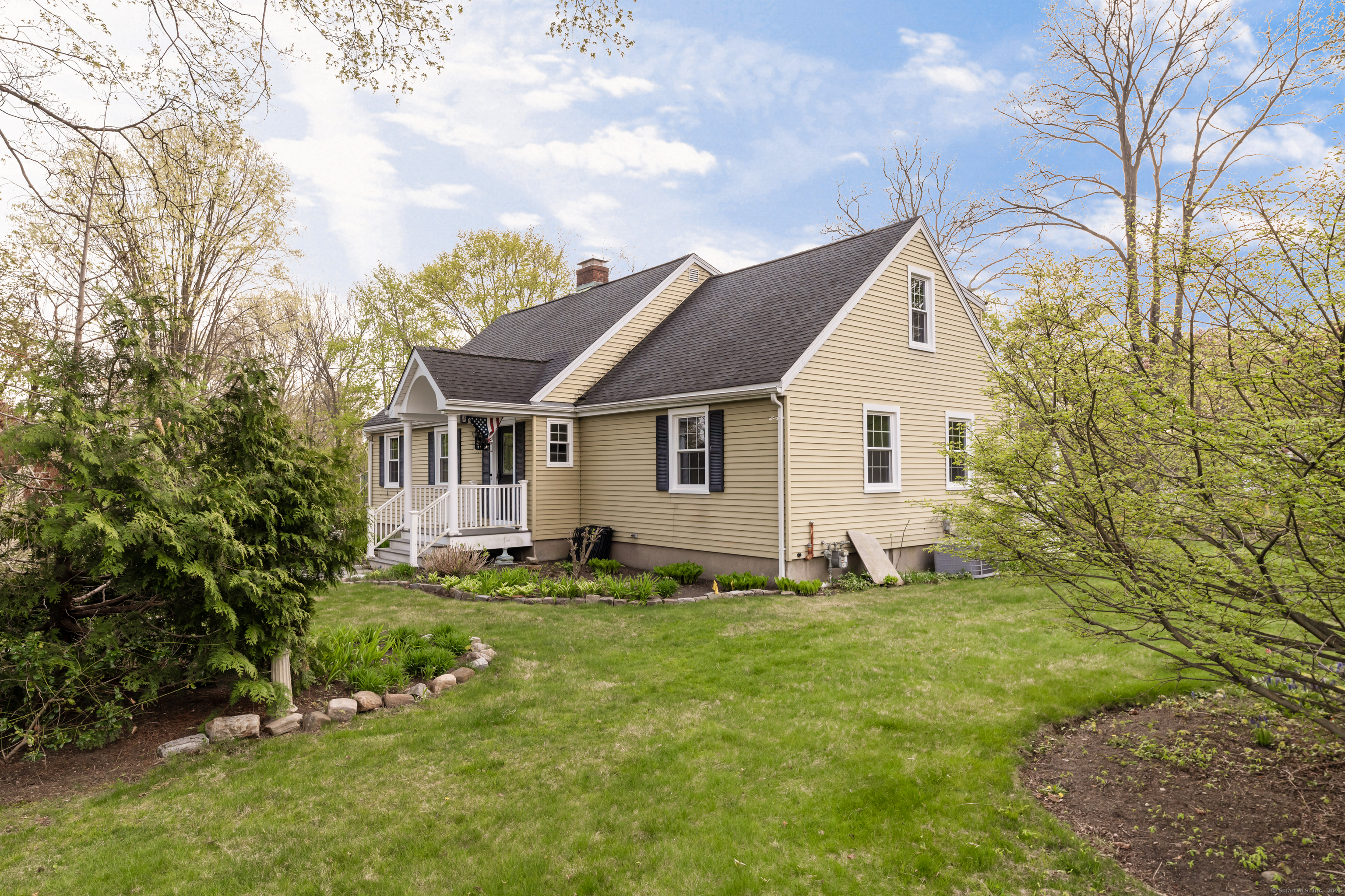 123 Hilltop, Trumbull, Connecticut 06611
