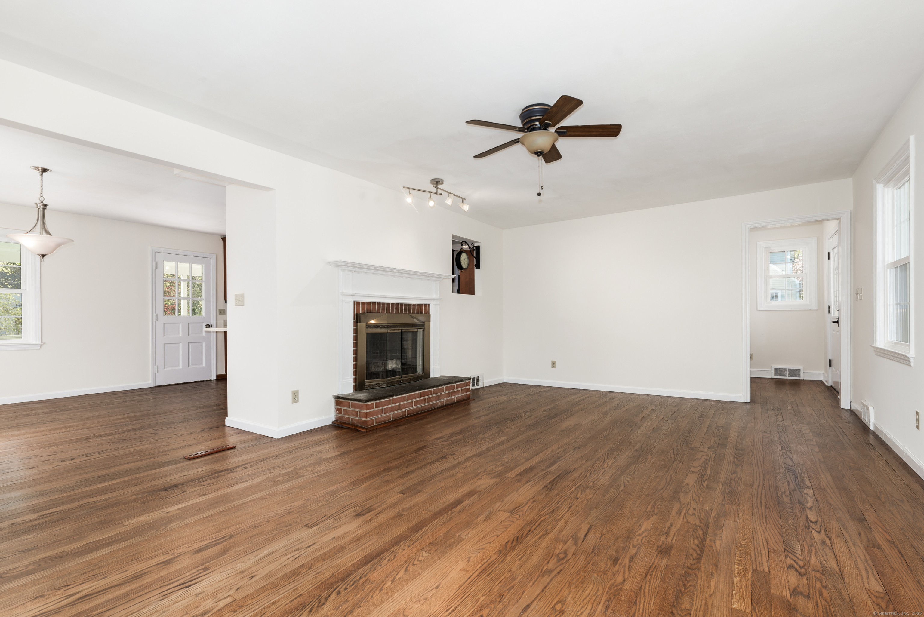 123 Hilltop, Trumbull, Connecticut 06611