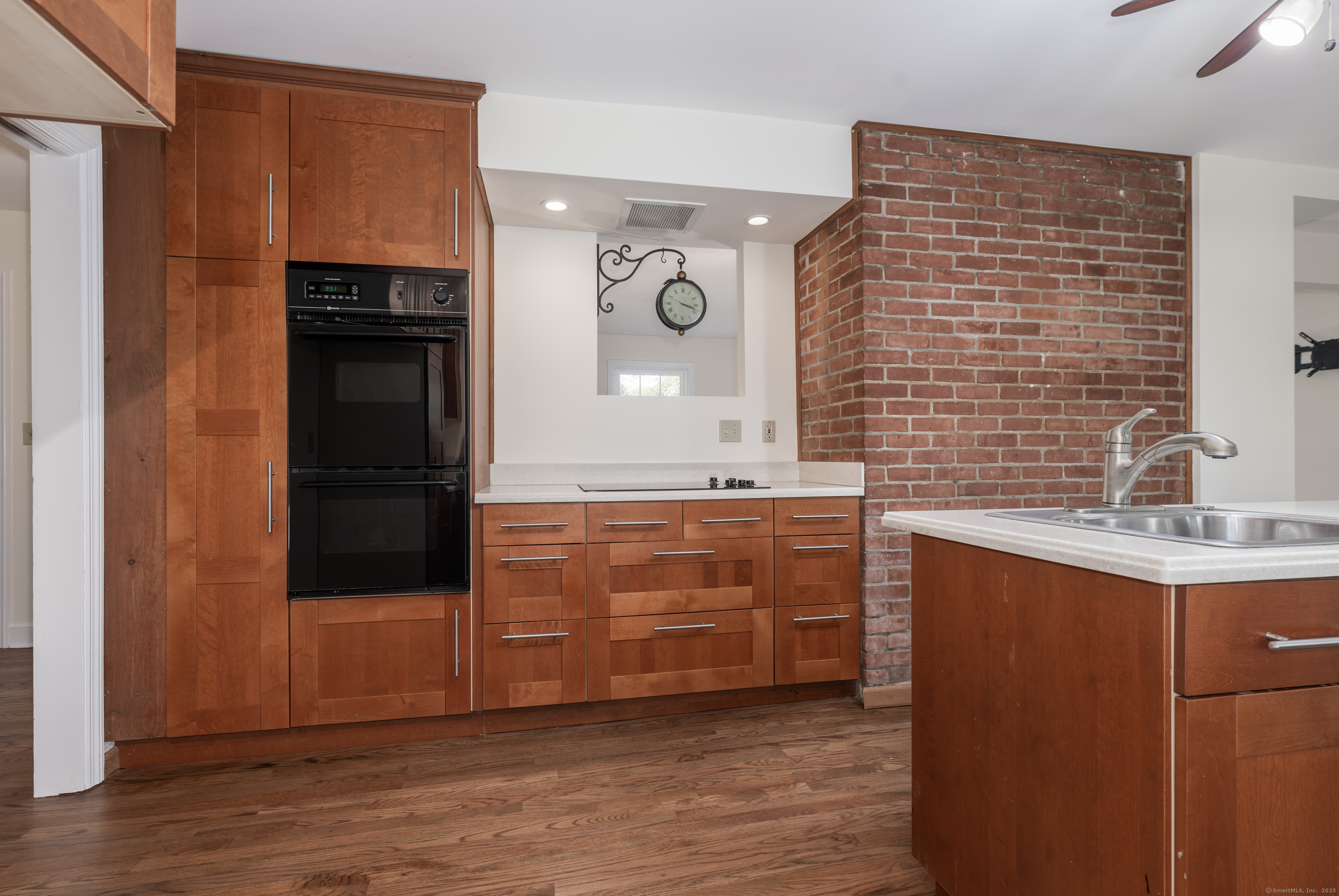123 Hilltop, Trumbull, Connecticut 06611