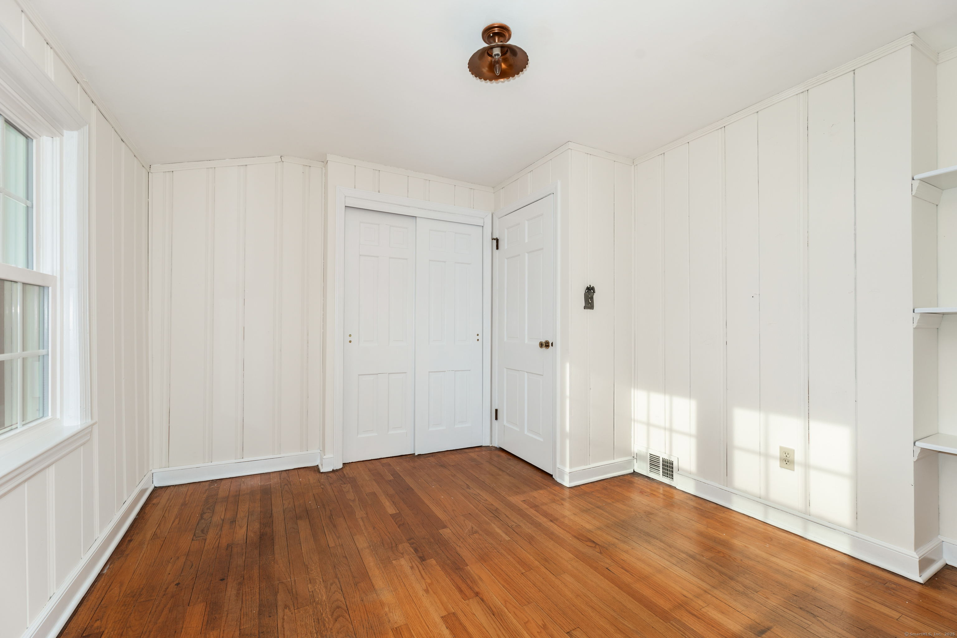 123 Hilltop, Trumbull, Connecticut 06611