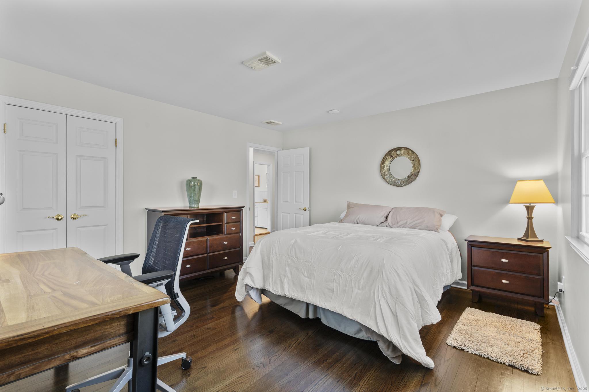 16 Black Twig, Stamford, Connecticut 06903
