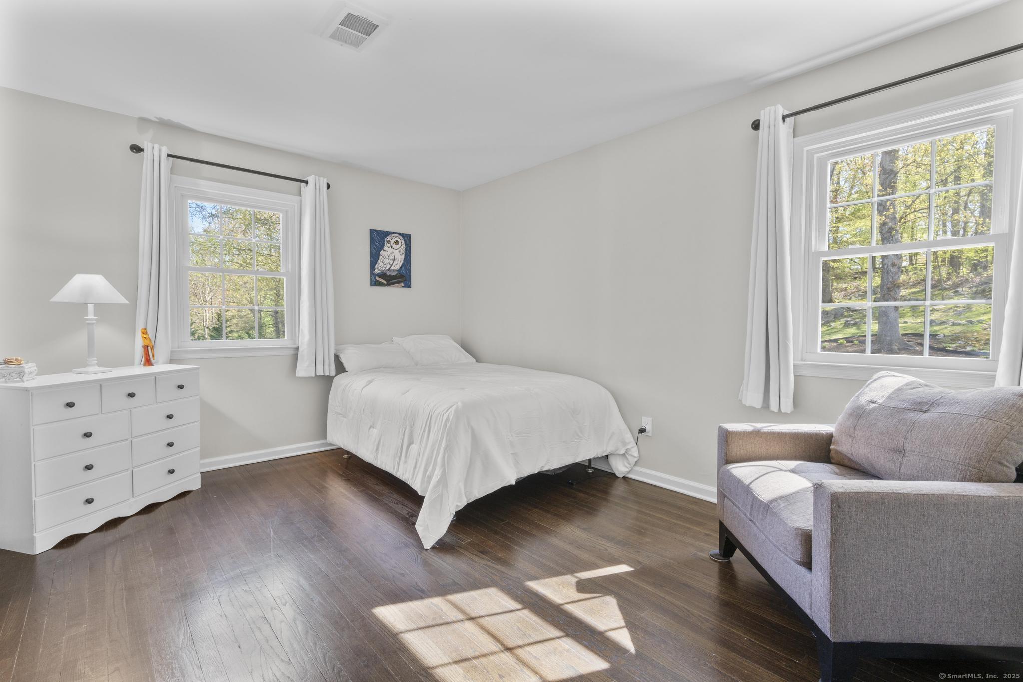 16 Black Twig, Stamford, Connecticut 06903