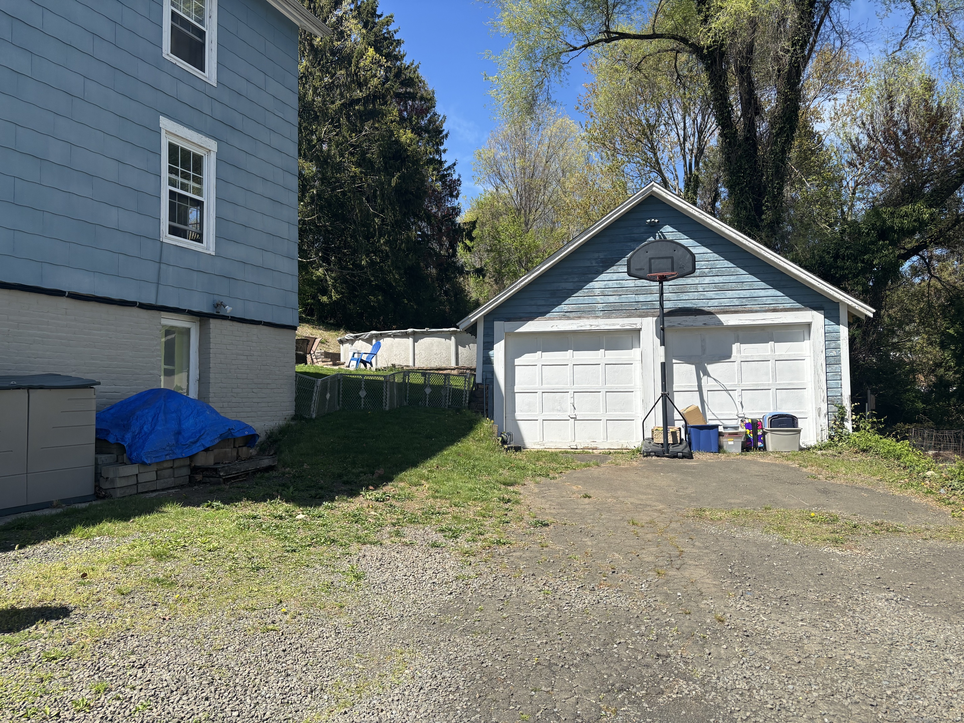 45 Ivy, Branford, Connecticut 06405