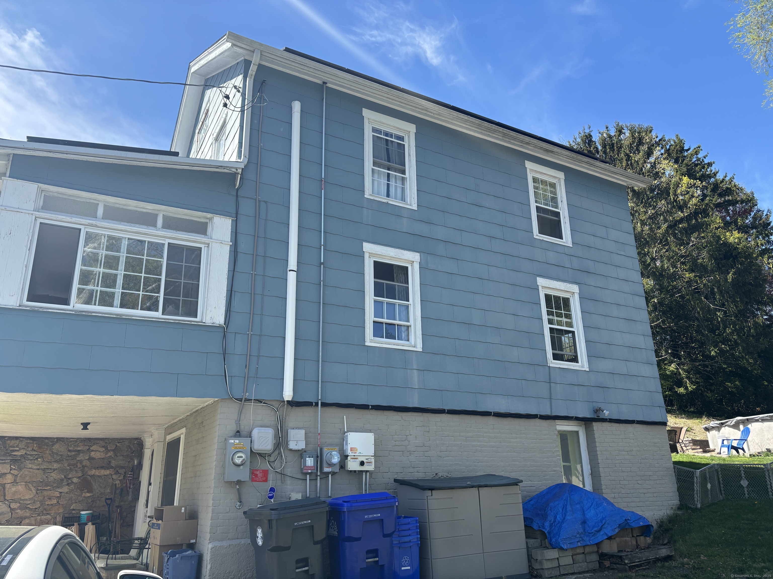 45 Ivy, Branford, Connecticut 06405