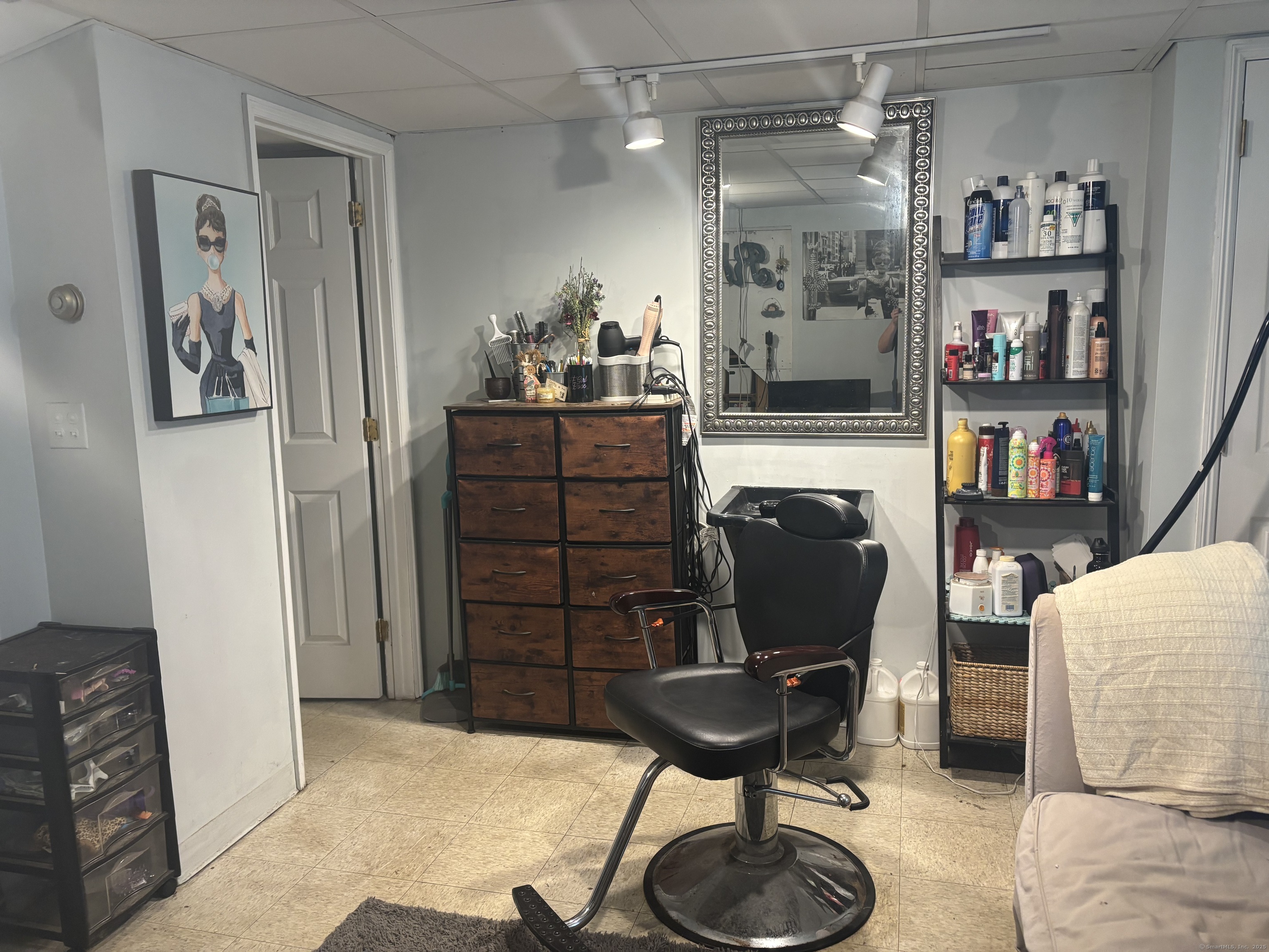 45 Ivy, Branford, Connecticut 06405