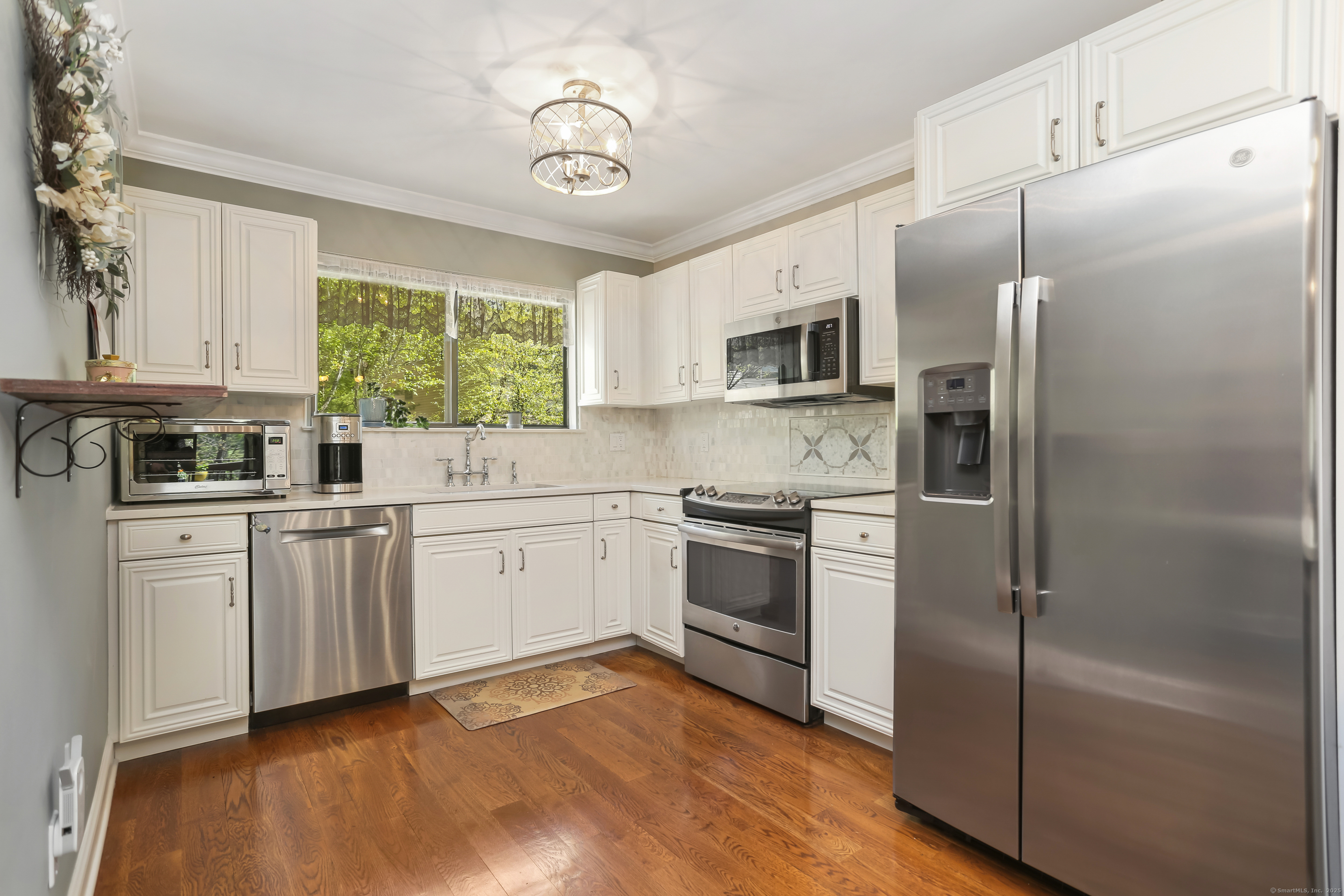 2435 Bedford, Stamford, Connecticut 06905