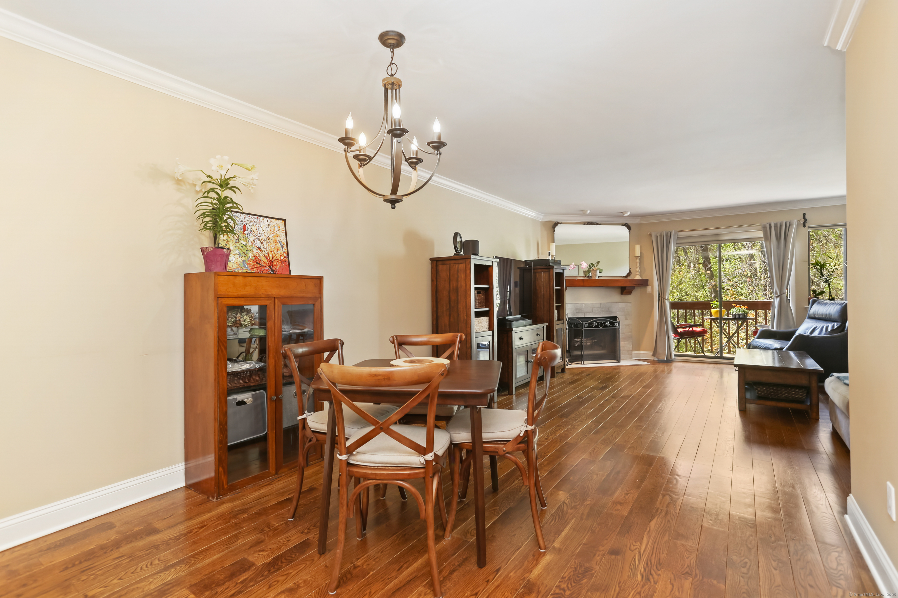 2435 Bedford, Stamford, Connecticut 06905