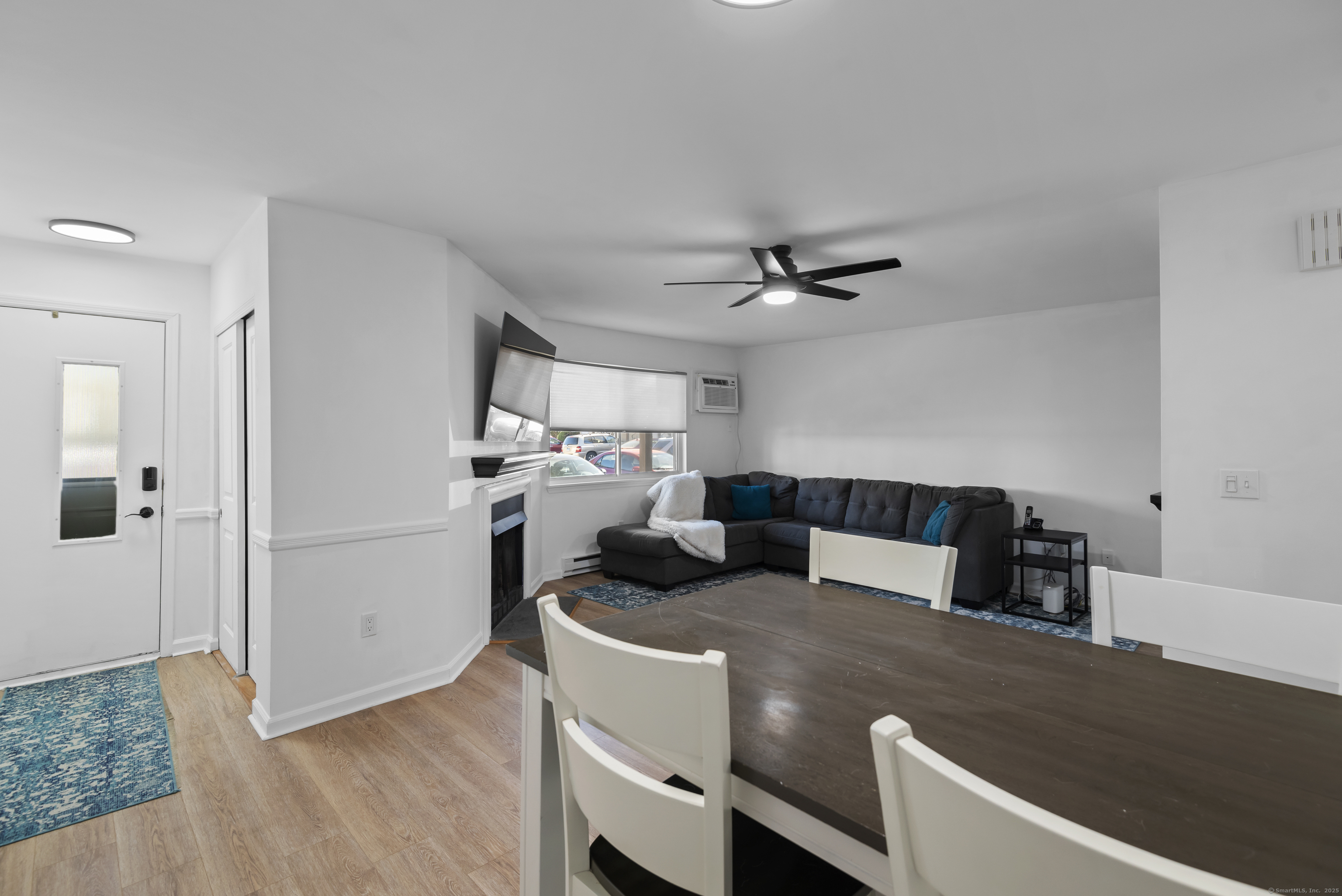 136 Pembroke, Danbury, Connecticut 06811