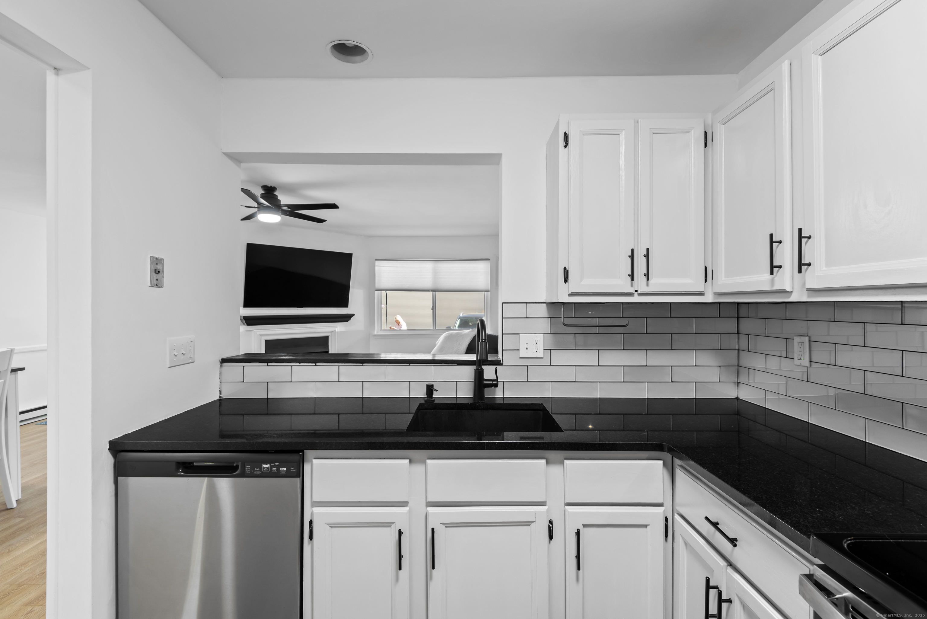 136 Pembroke, Danbury, Connecticut 06811