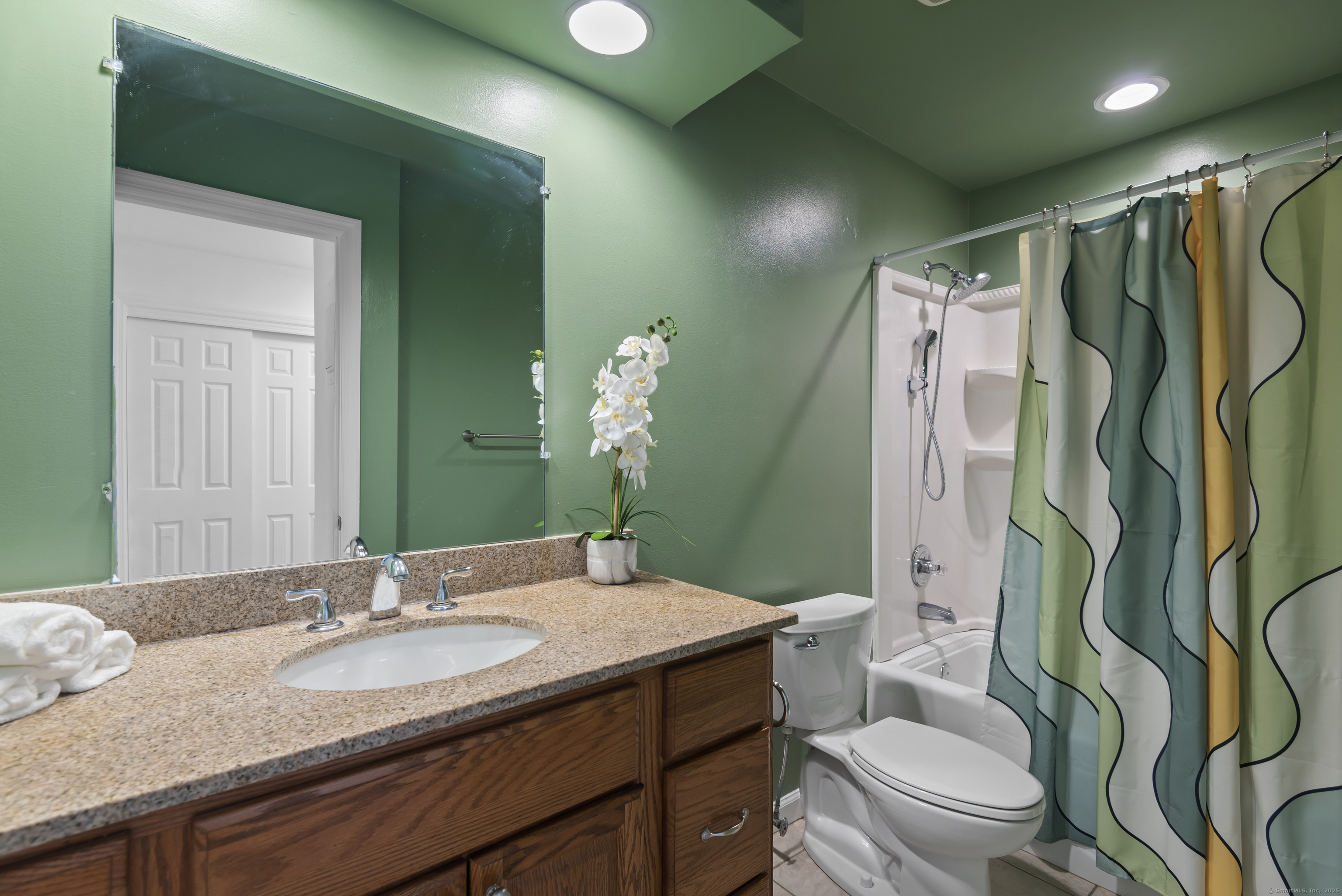 136 Pembroke, Danbury, Connecticut 06811