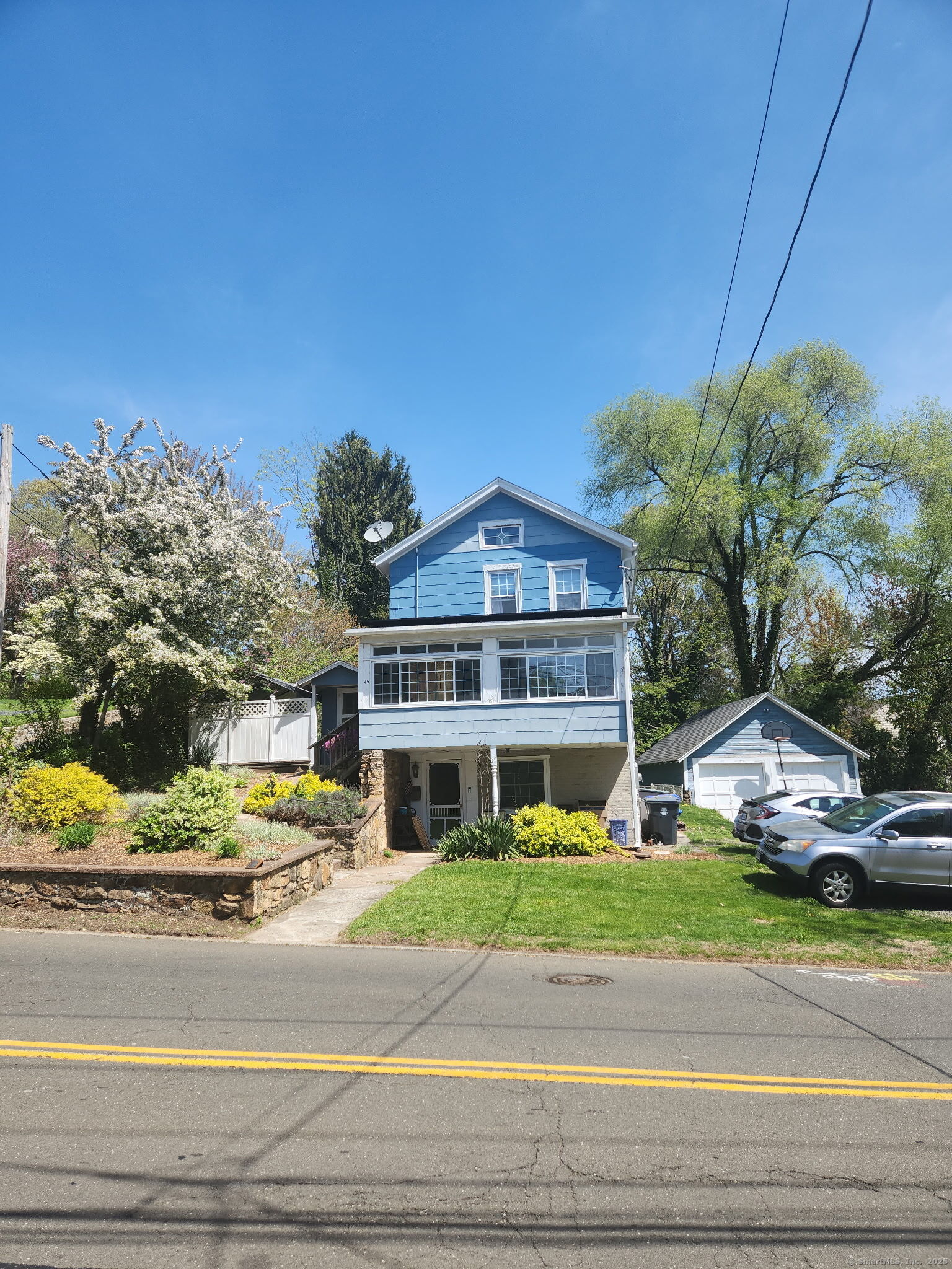 45 Ivy, Branford, Connecticut 06405