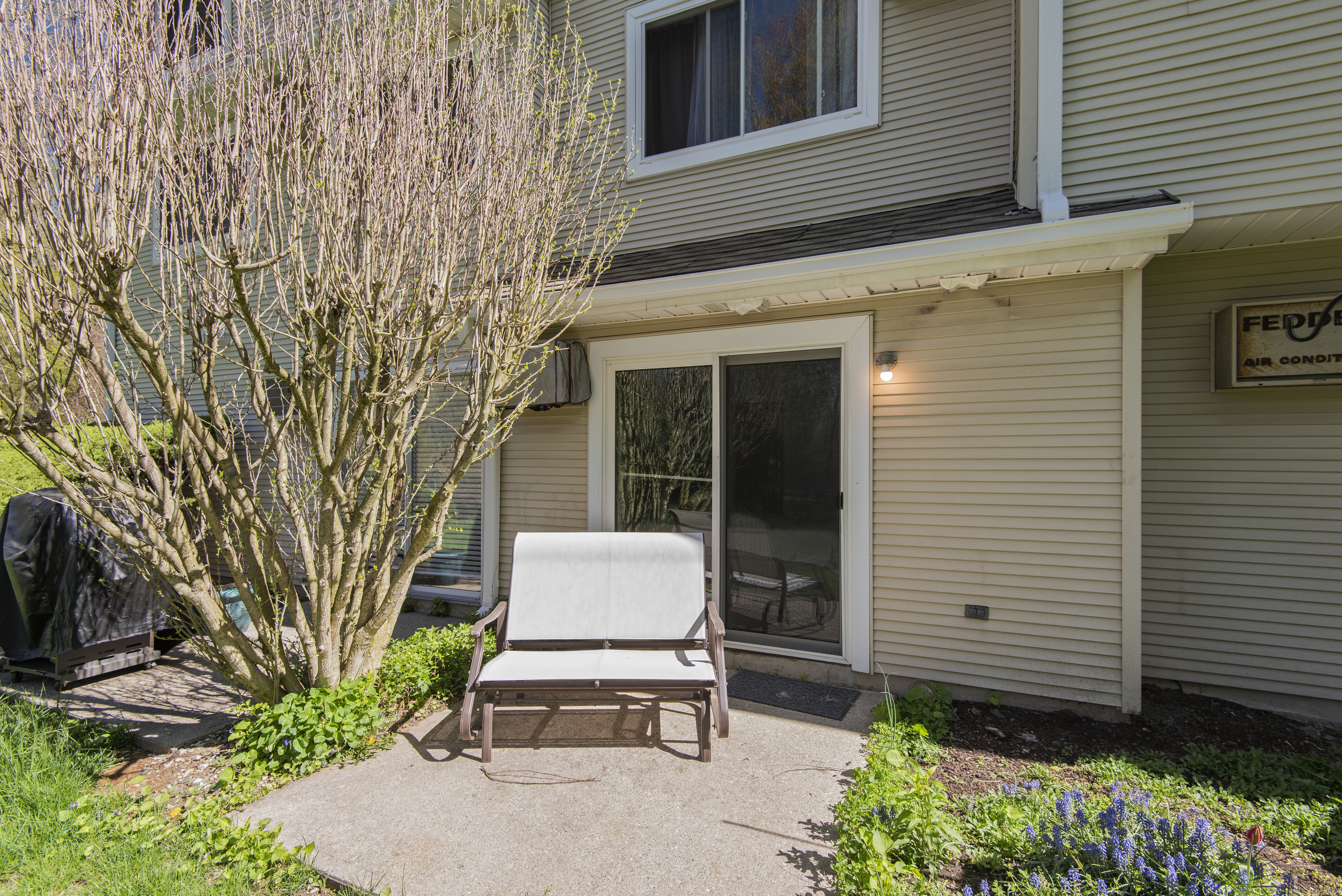 136 Pembroke, Danbury, Connecticut 06811