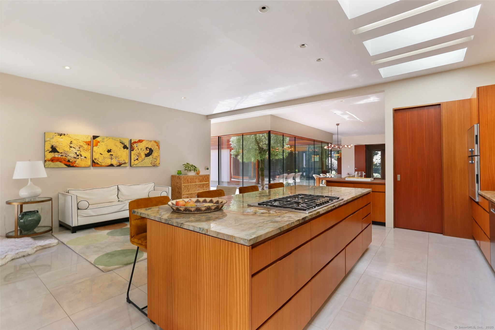 931 Ponus, New Canaan, Connecticut 06840