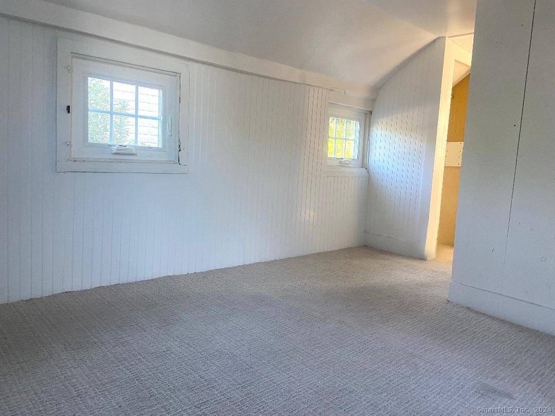 18 Oaklawn, Stamford, Connecticut 06905