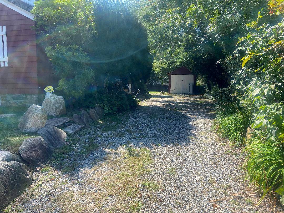 18 Oaklawn, Stamford, Connecticut 06905