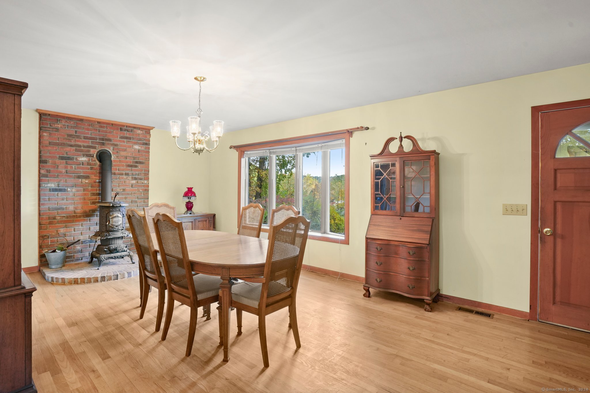6 Old Greenwoods, Sherman, Connecticut 06784