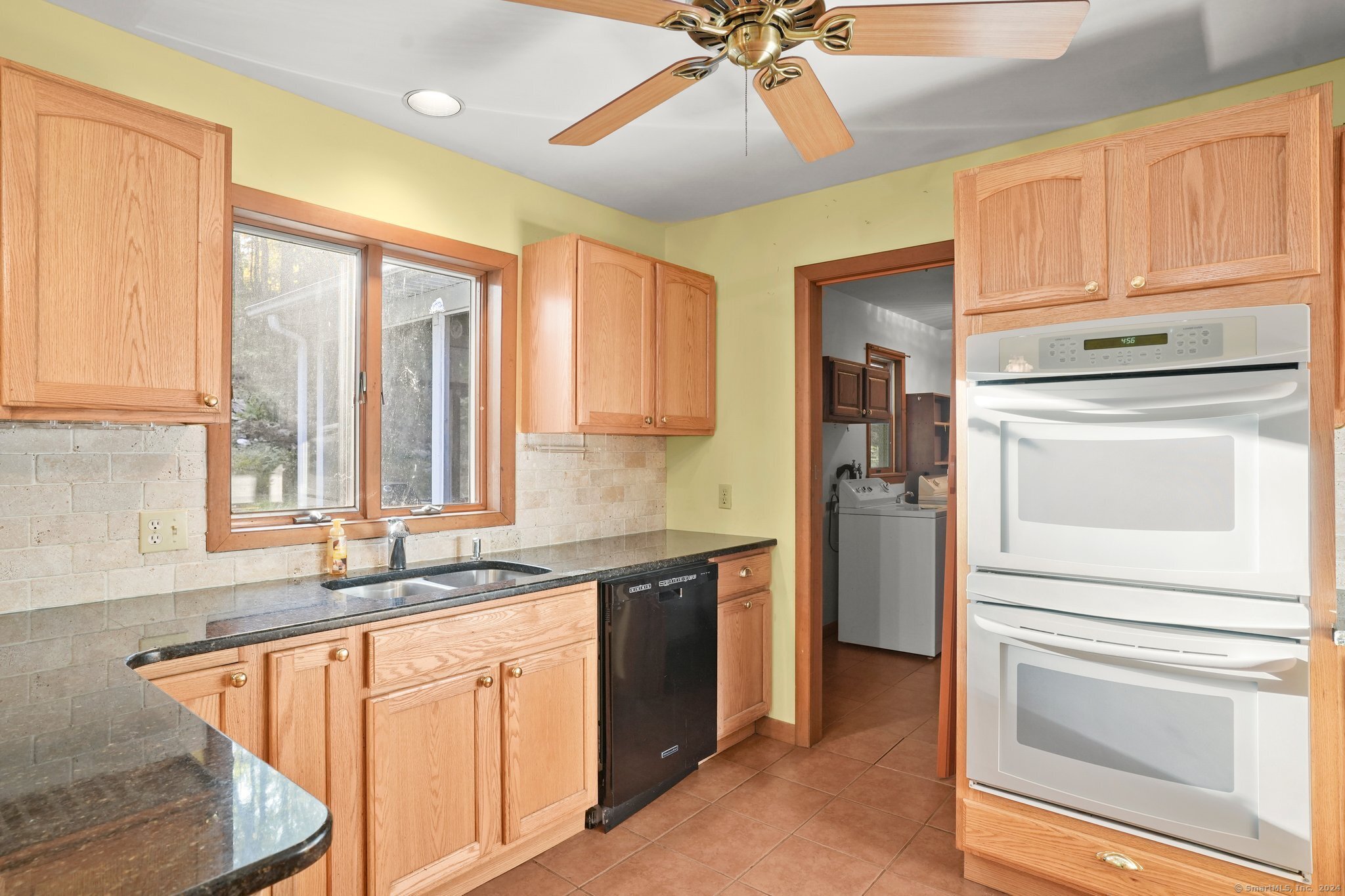 6 Old Greenwoods, Sherman, Connecticut 06784