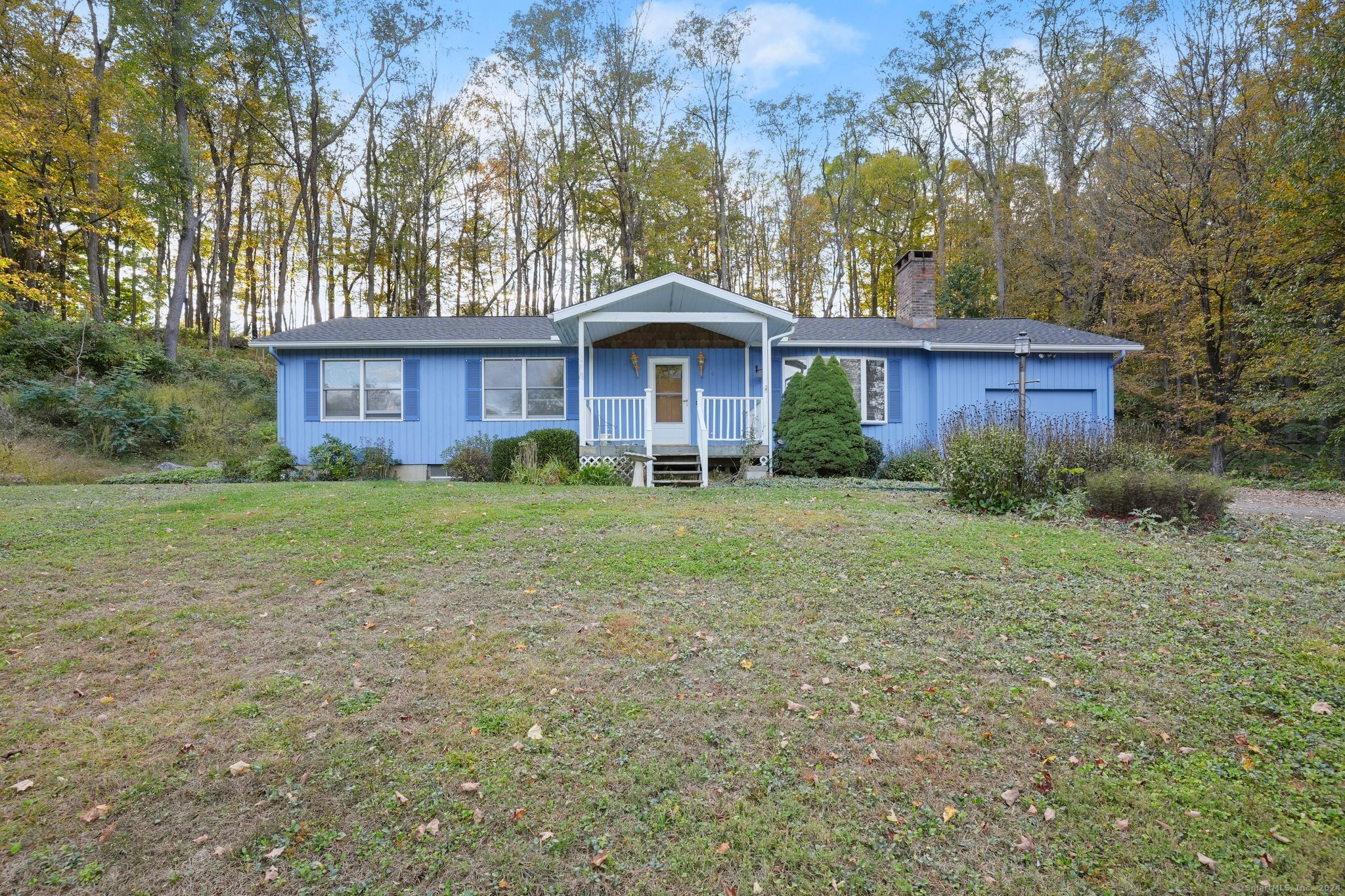 6 Old Greenwoods, Sherman, Connecticut 06784
