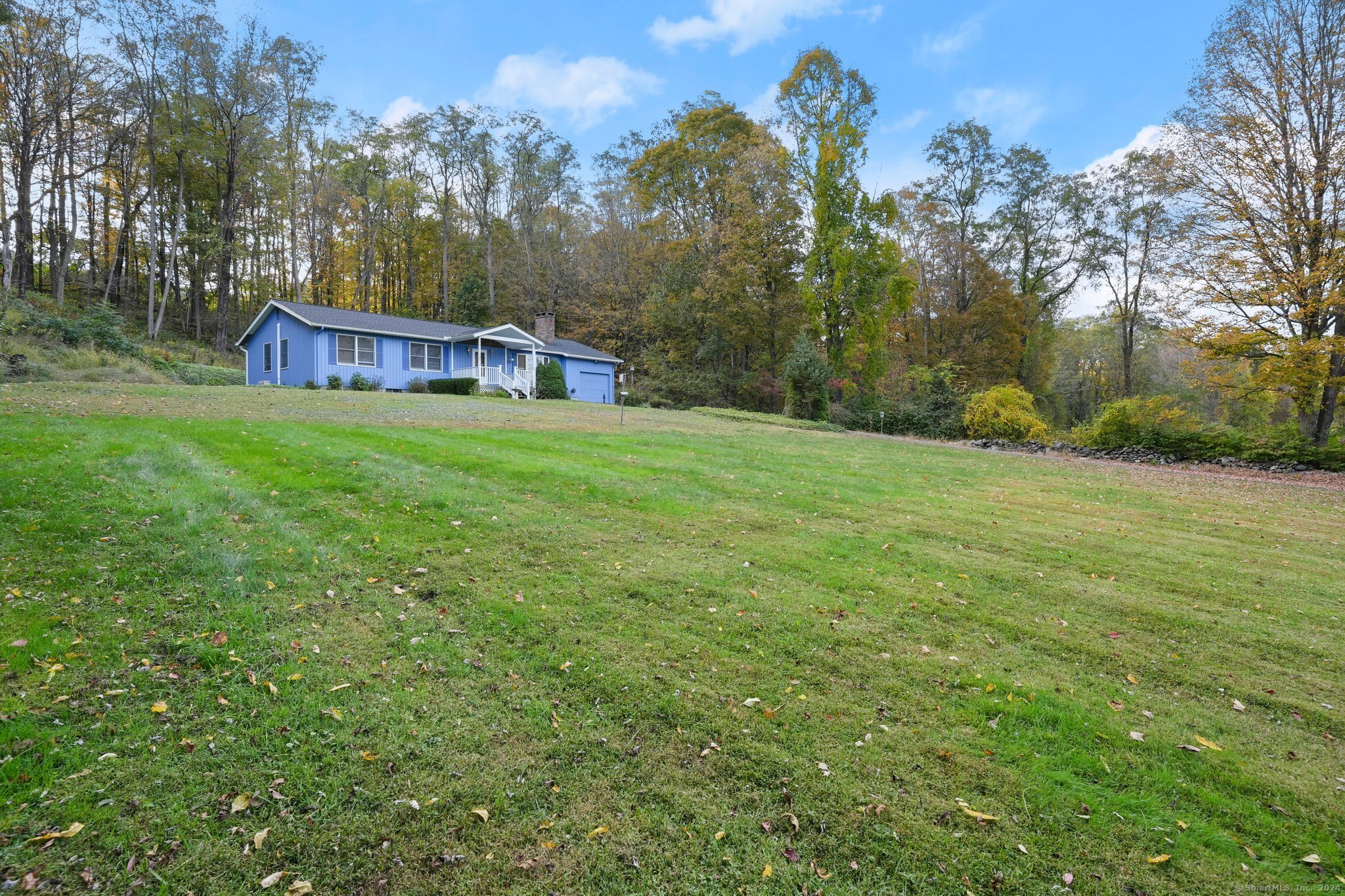 6 Old Greenwoods, Sherman, Connecticut 06784