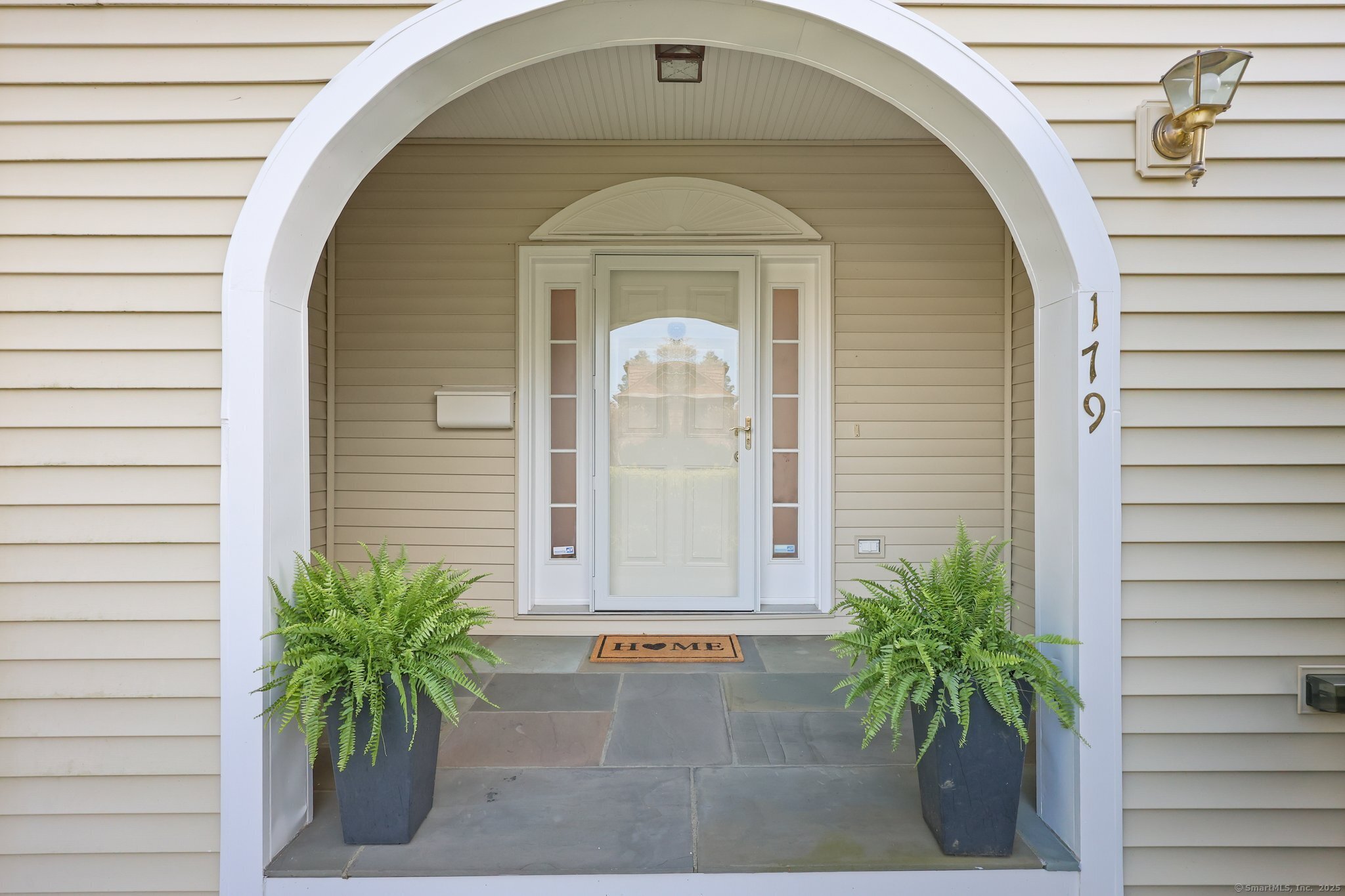 179 Sterling, Fairfield, Connecticut 06825