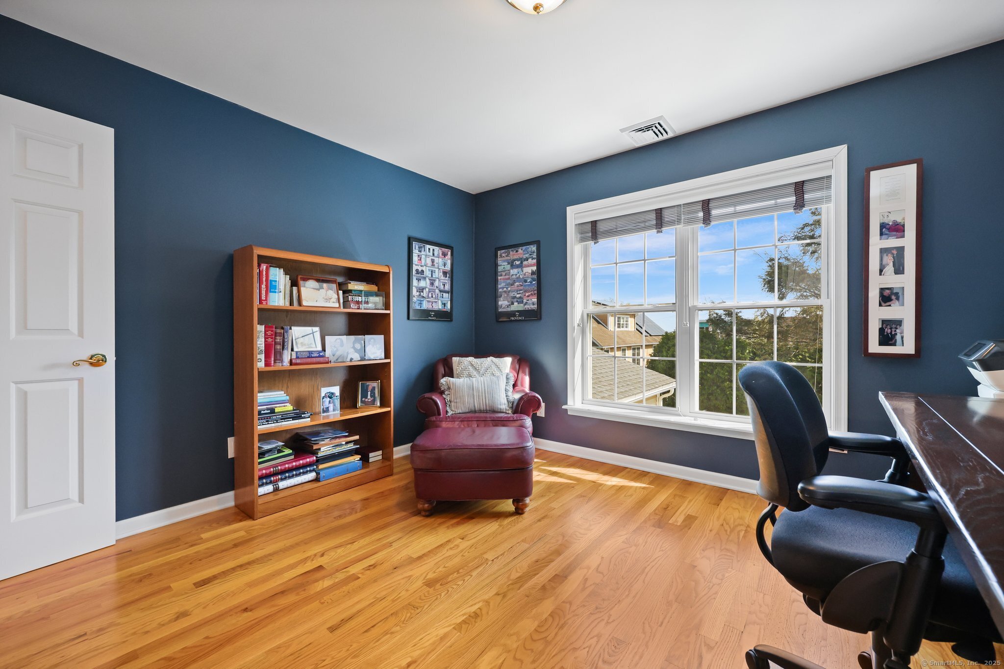 179 Sterling, Fairfield, Connecticut 06825
