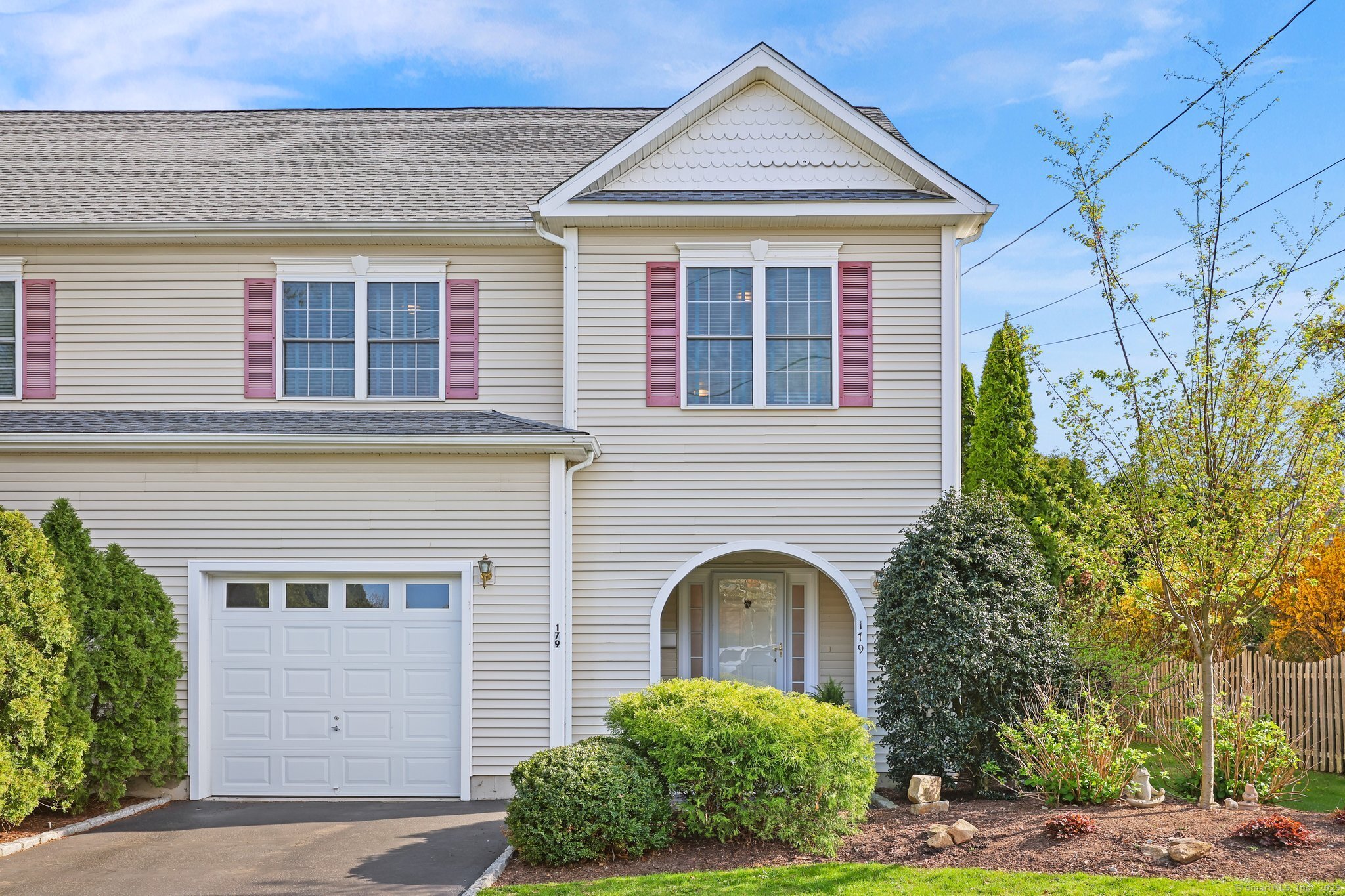179 Sterling, Fairfield, Connecticut 06825