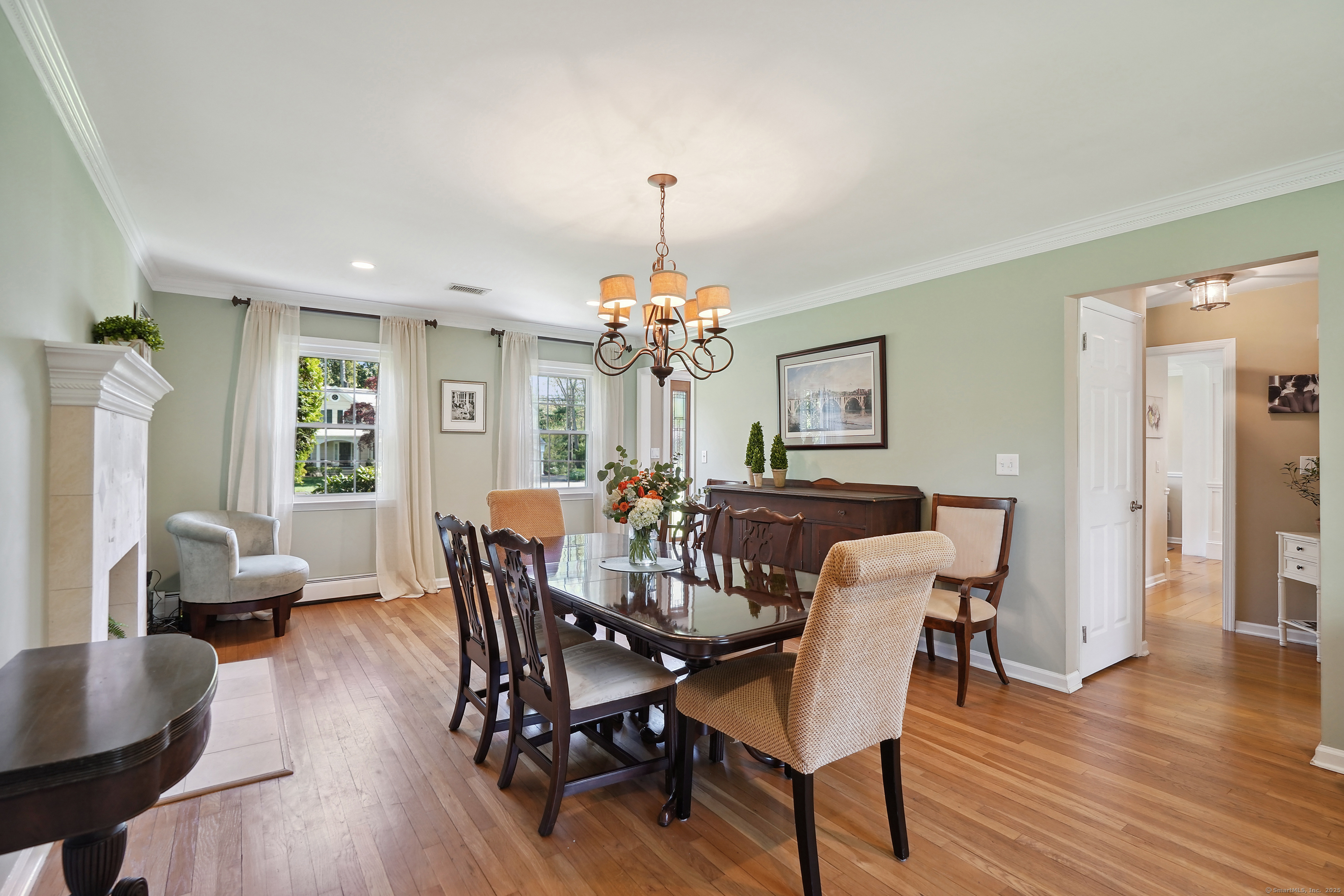 50 Carriage, Stamford, Connecticut 06902