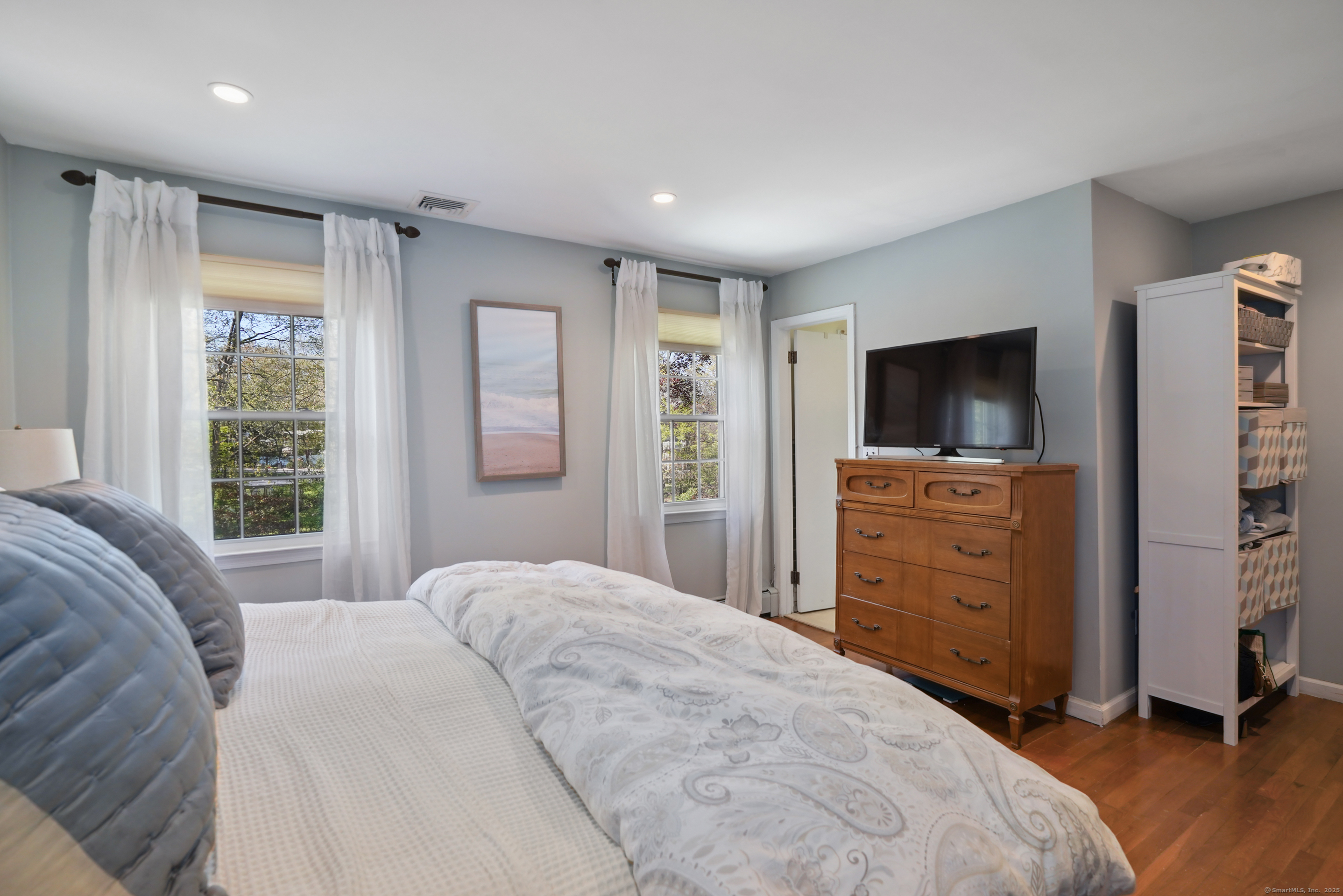 50 Carriage, Stamford, Connecticut 06902