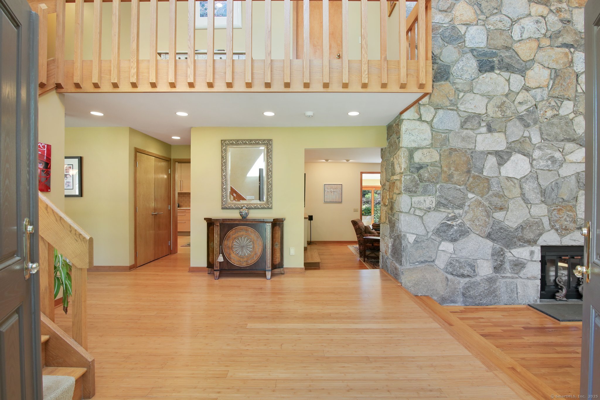 10 Ridge, Stamford, Connecticut 06903