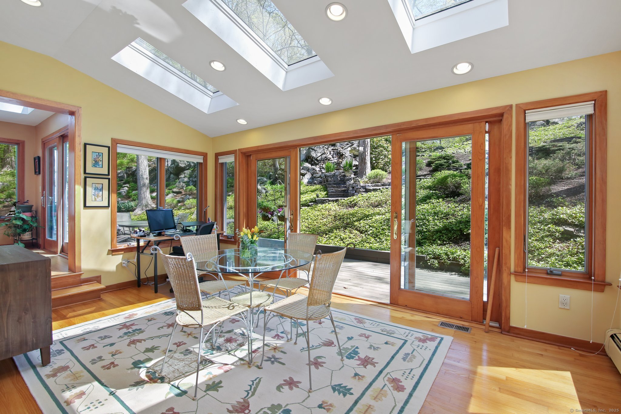 10 Ridge, Stamford, Connecticut 06903